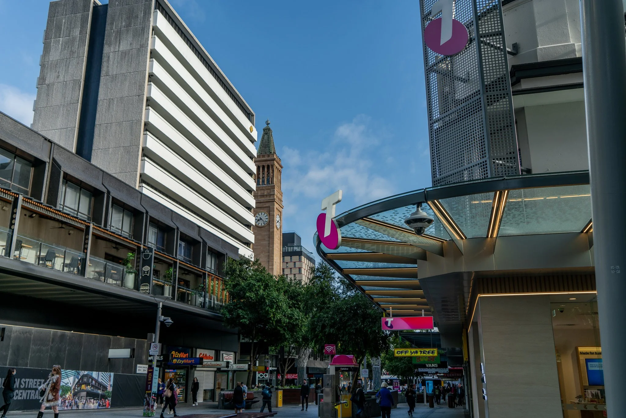 brisbane_01_iconic1.jpg