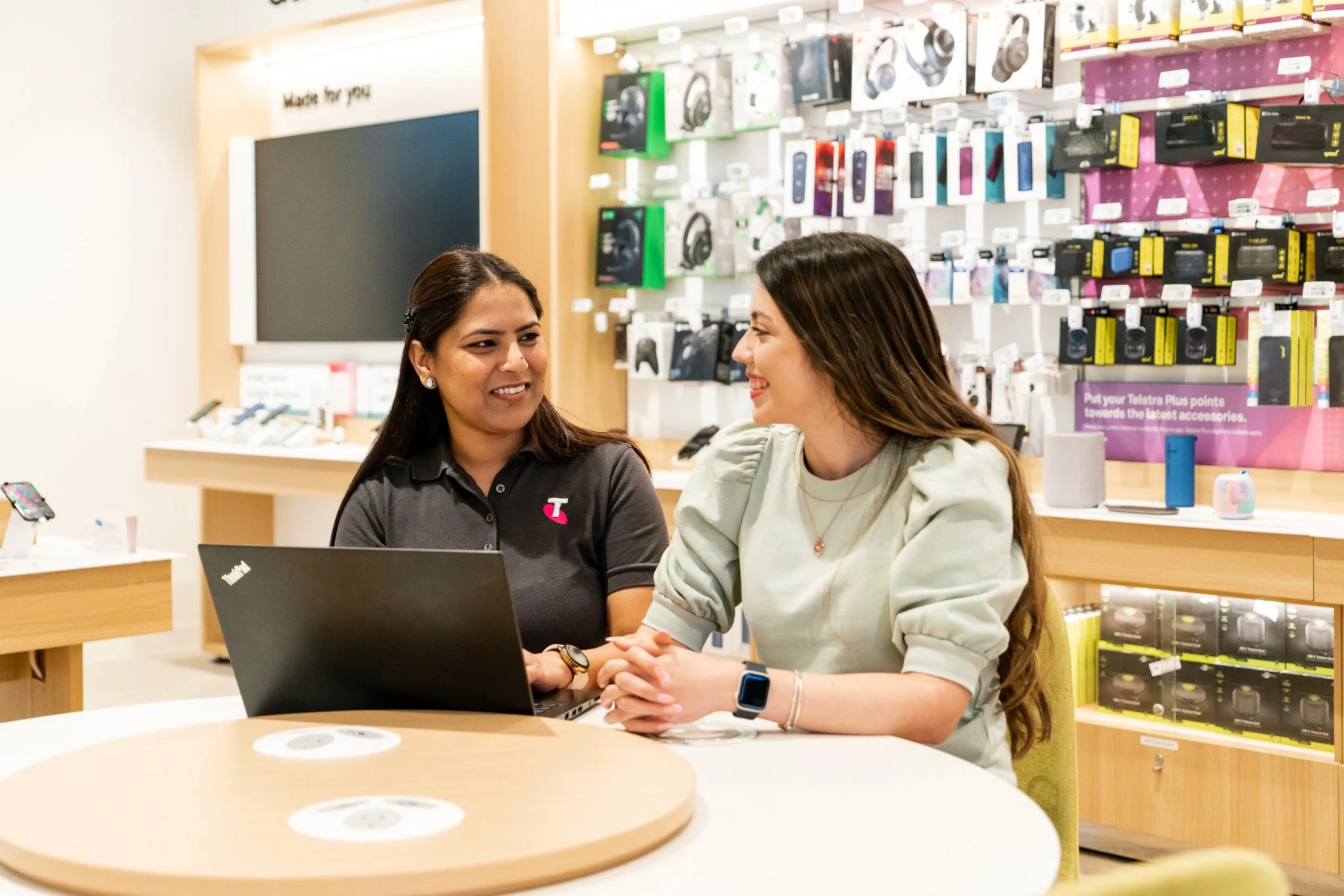 carindale_09_service.jpg