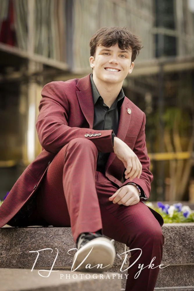 Ean Wells Senior Portraits-29.jpg