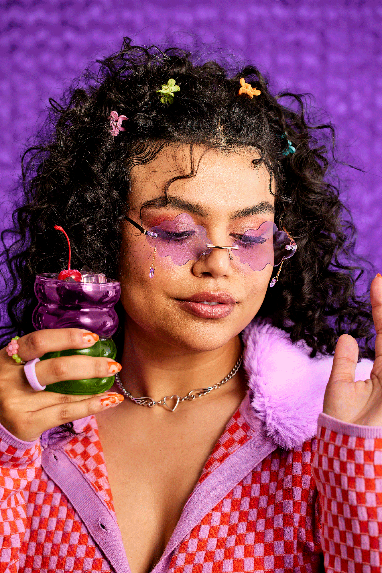 YDK-Hands_042822_Alcohol-Growth1861.gif