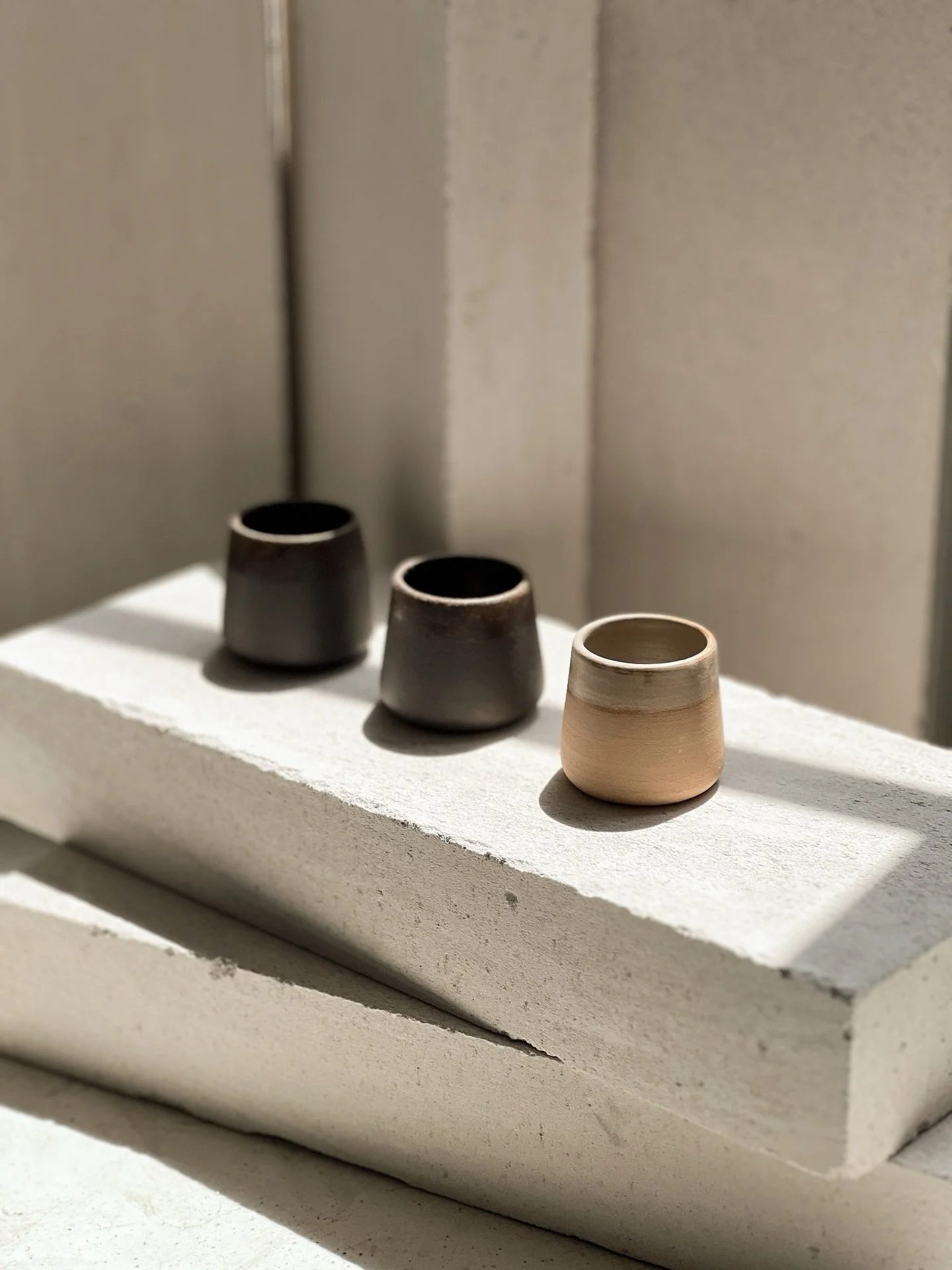 ・
COFFEE LOVERS

Per gli amanti del caff&egrave;, come i pap&agrave;.
Quella scena che ricorderemo fin da grandi, colazione in cucina e tazzina in mano.
Auguri a tutti, ovunque ⭐️ 

・・・

For coffee lovers, like dads.
That scene we&rsquo;ll remember a