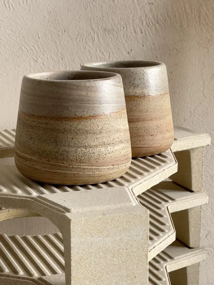 ・
COFFE MEET UP.

Tazze e tazzine in produzione, i miei colori dell&rsquo;autunno, caldi, terrosi, naturali e nuove texture.

Le troverete il 10-11 Ottobre da Casa Cris, in occasione di @roma_diffusa, insieme allo specialty coffee di @jonny__roma.
Po