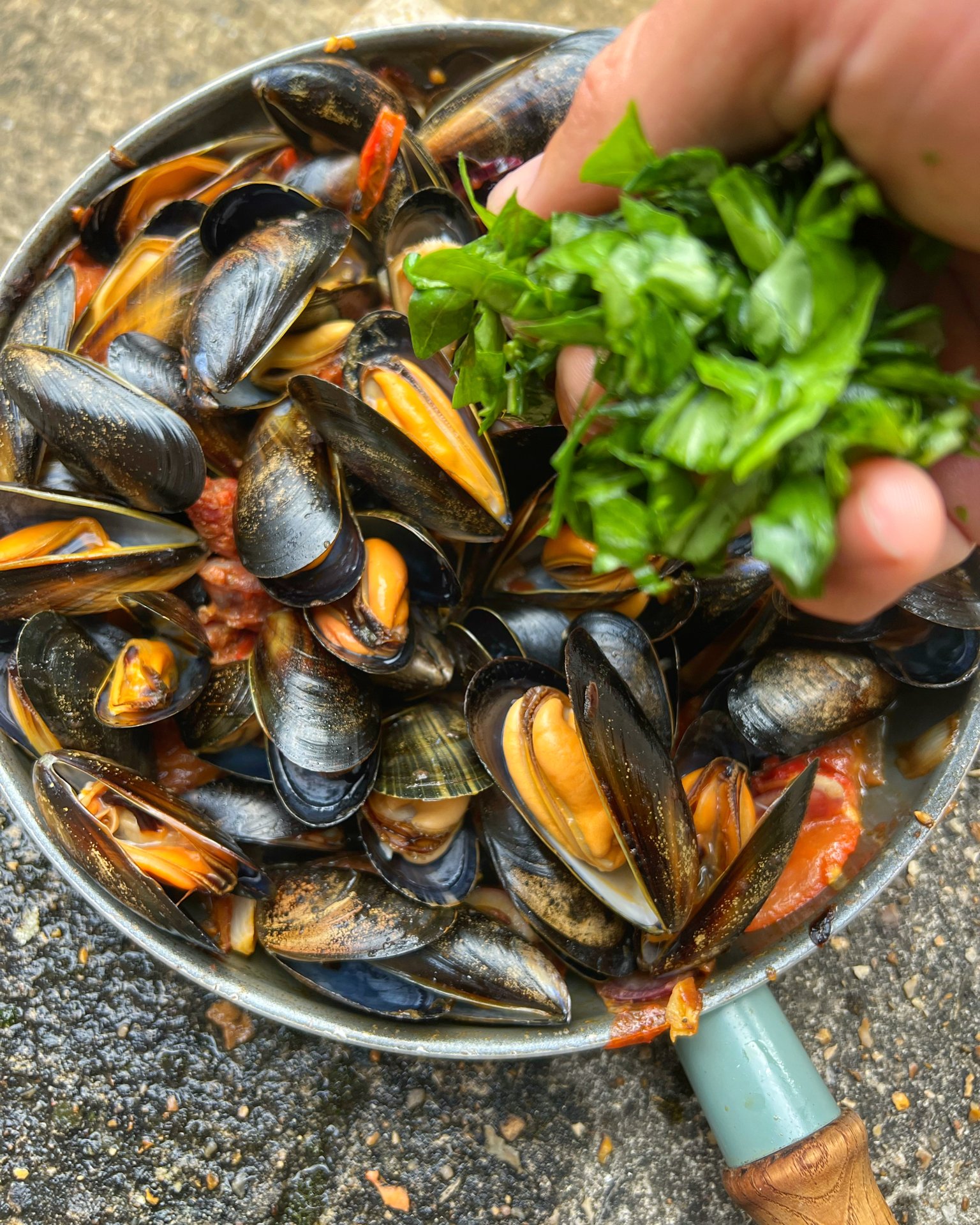 Unique Mussels with Chorizo & Tomato Recipe Live Vitae