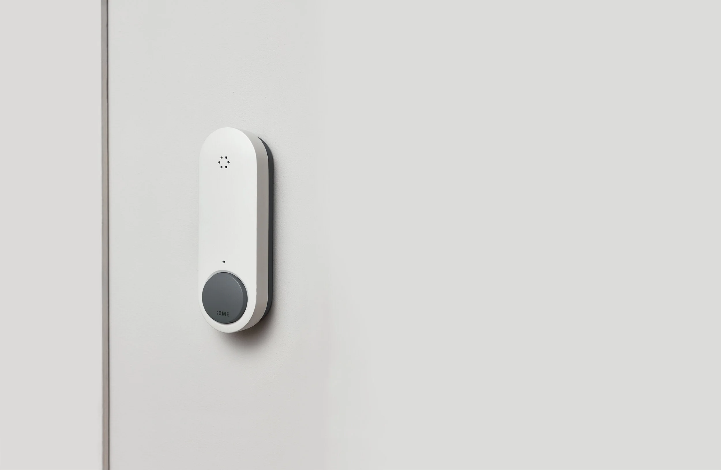 Button_grey_angle.jpg