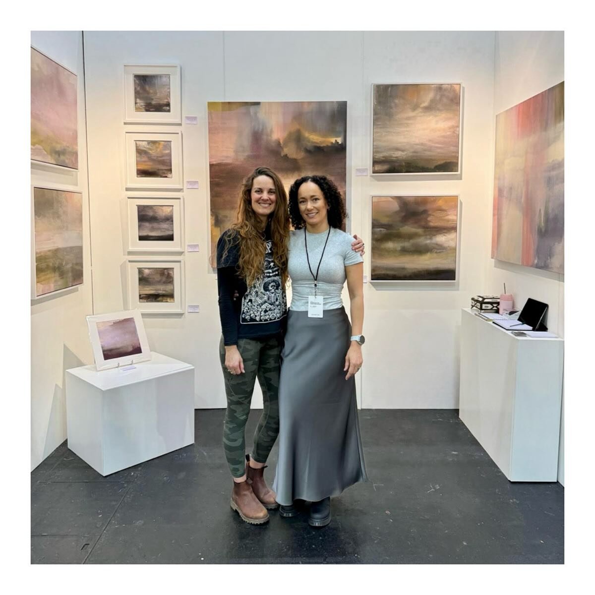 Had an amazing time in Manchester this weekend, supporting @cherdeavilleart for her second year exhibiting at Manchester Art Fair. It was so good to see her stunning layered landscapes in person, and even better to spend real time together instead of