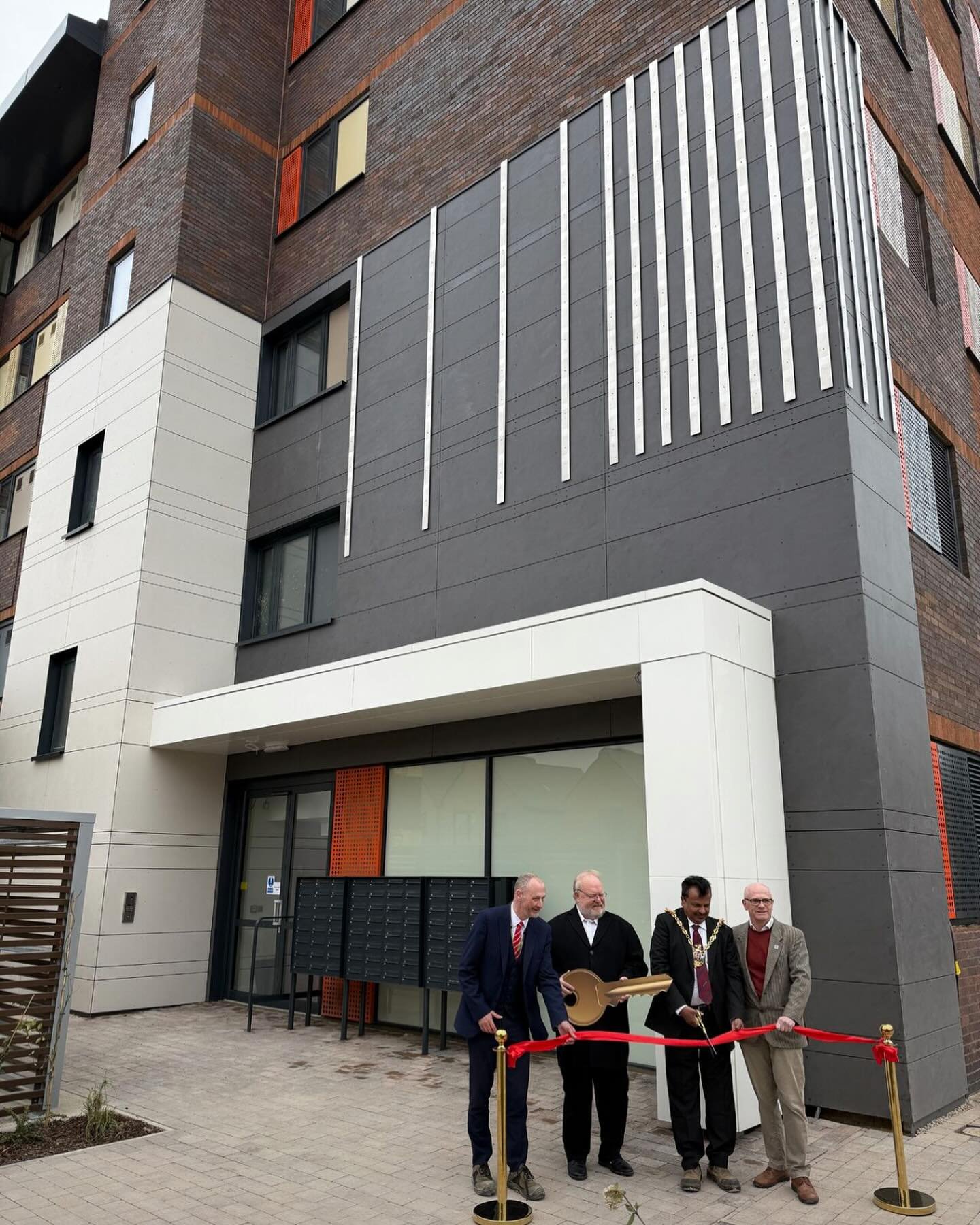 SBA were delighted to attend the ribbon-cutting ceremony at Bibb Way - Lot 2, for the future handover of the office building to affordable residential conversion. The event was attended by the Mayor, along with representatives from Handford Homes and