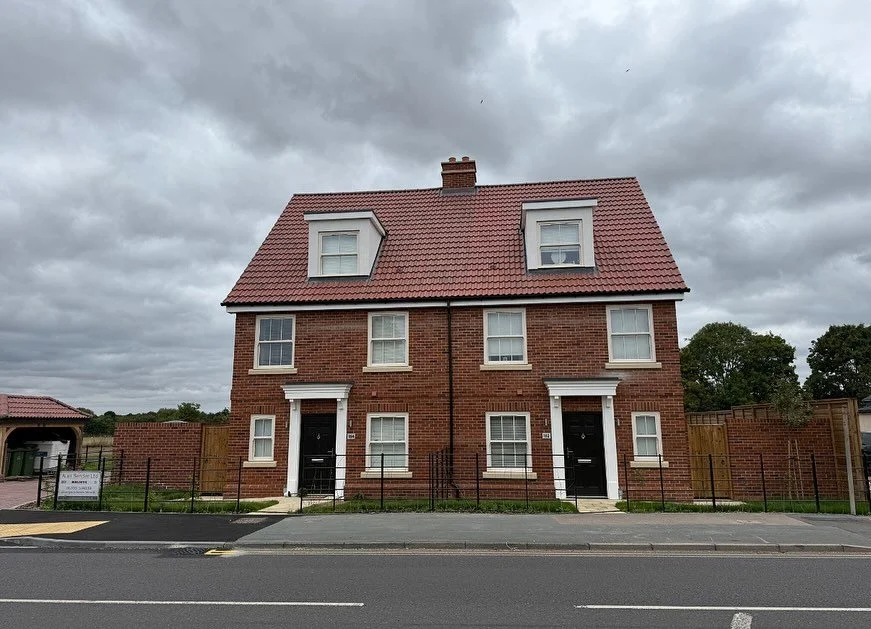 We&rsquo;re pleased to share that our design for a six-home mews development has now been constructed.

The project combines traditionally styled dwellings along London Road with contemporary style dwellings to the rear of the site, offering a seamle