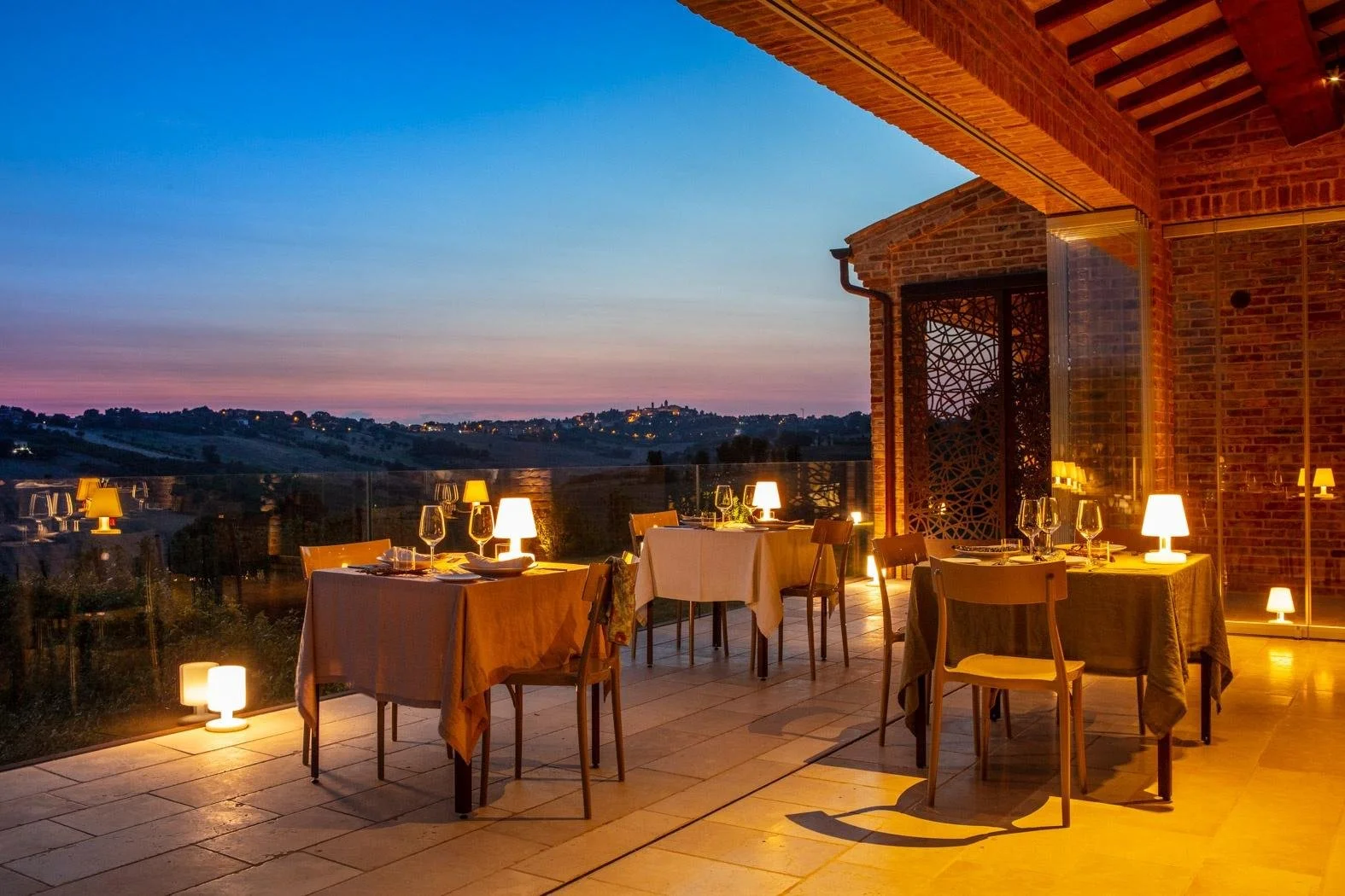 Veranda (3).jpg