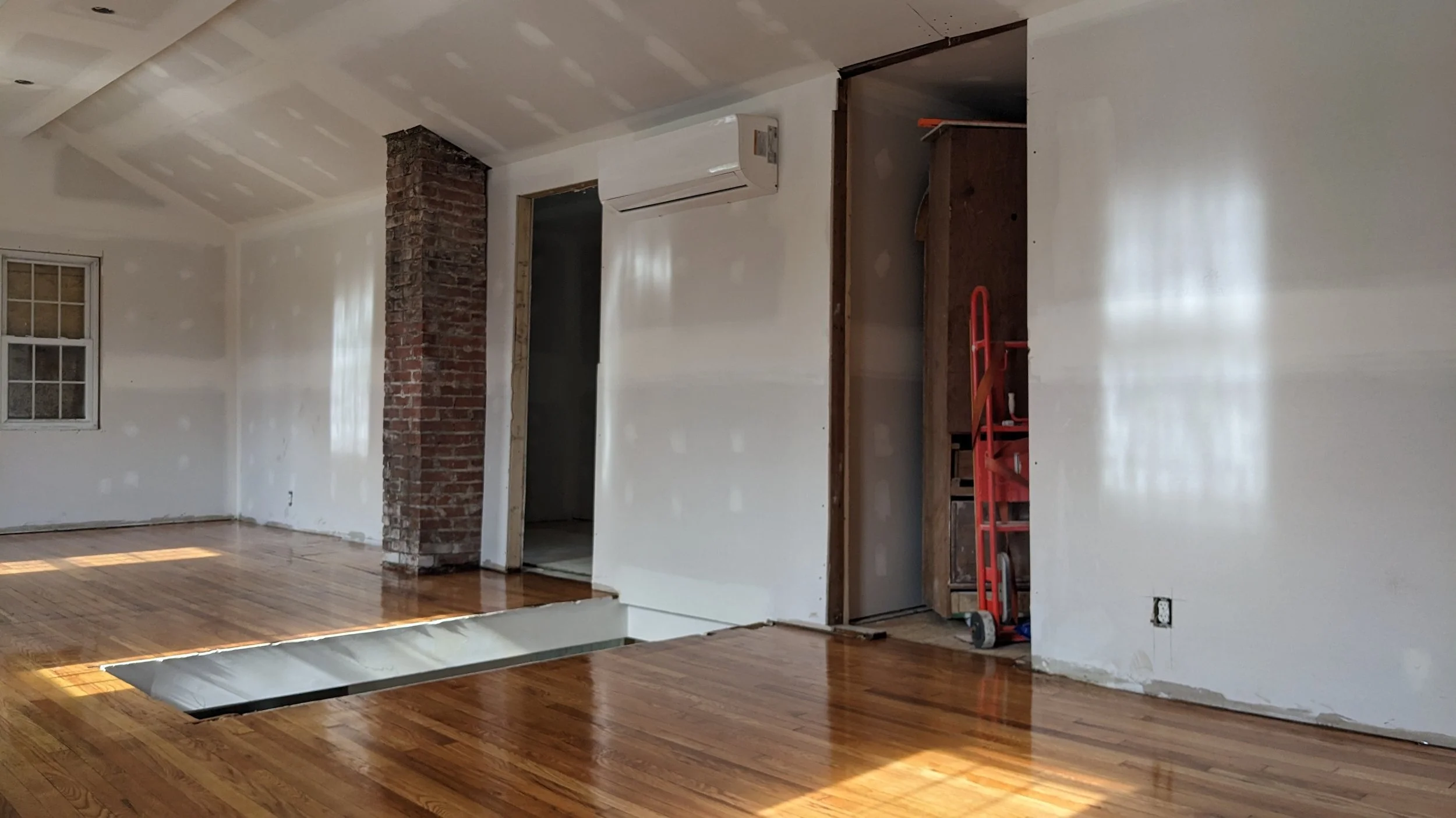 Office Reno - Bathroom and Loft Design