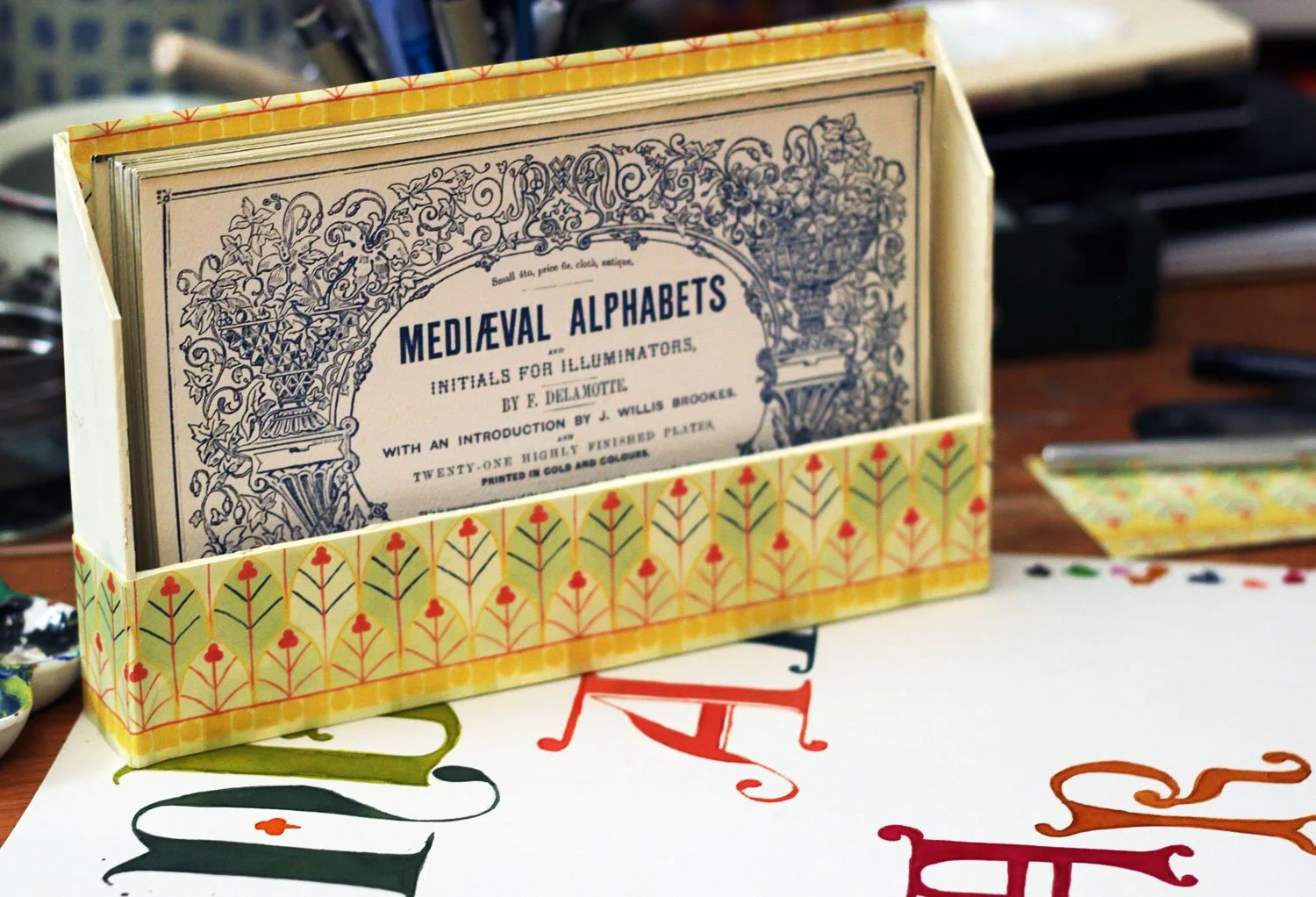 Set of Medieval alphabets.