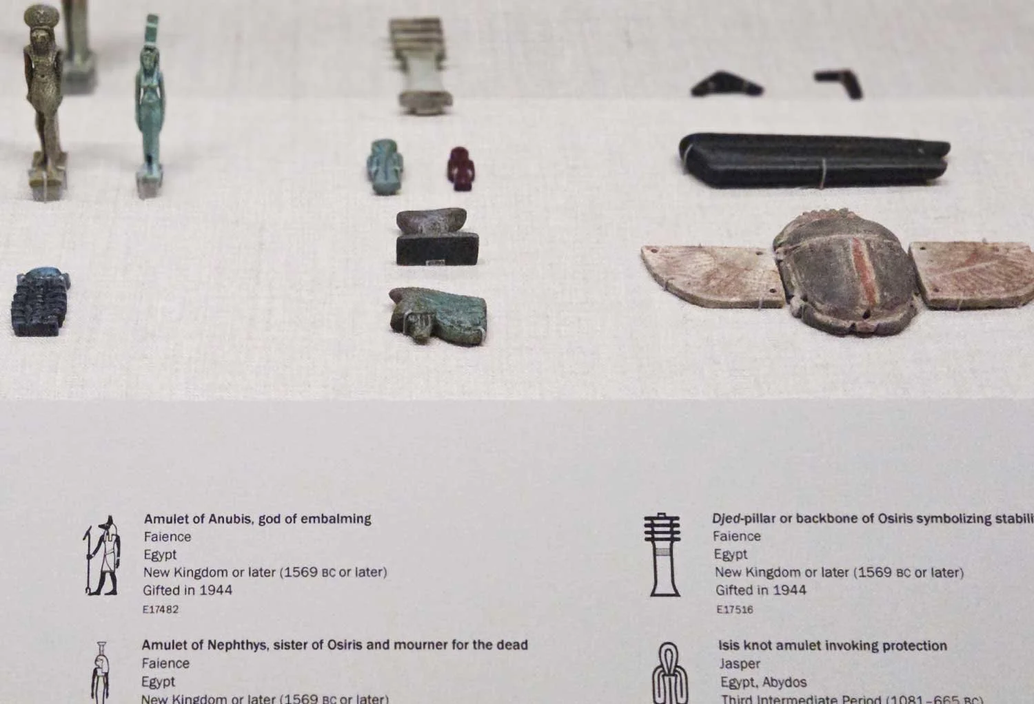 Selection of Egyptian amulets.