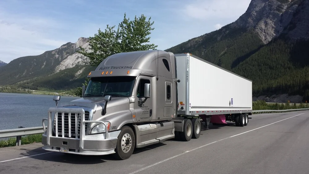 Your Western Canada Local Drayage & Long-Haul Partner