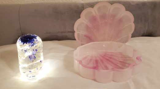 Shell Container with tiny light.png