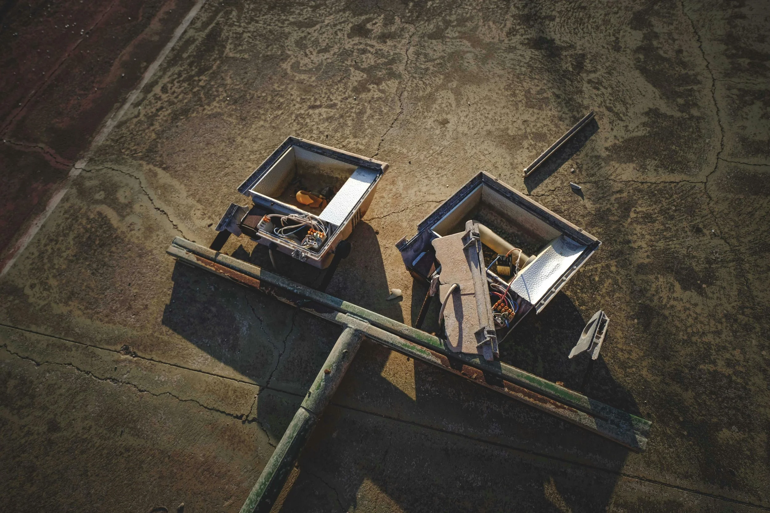 Why January Sweeping &amp; Portering Is Essential After the Holiday Rush