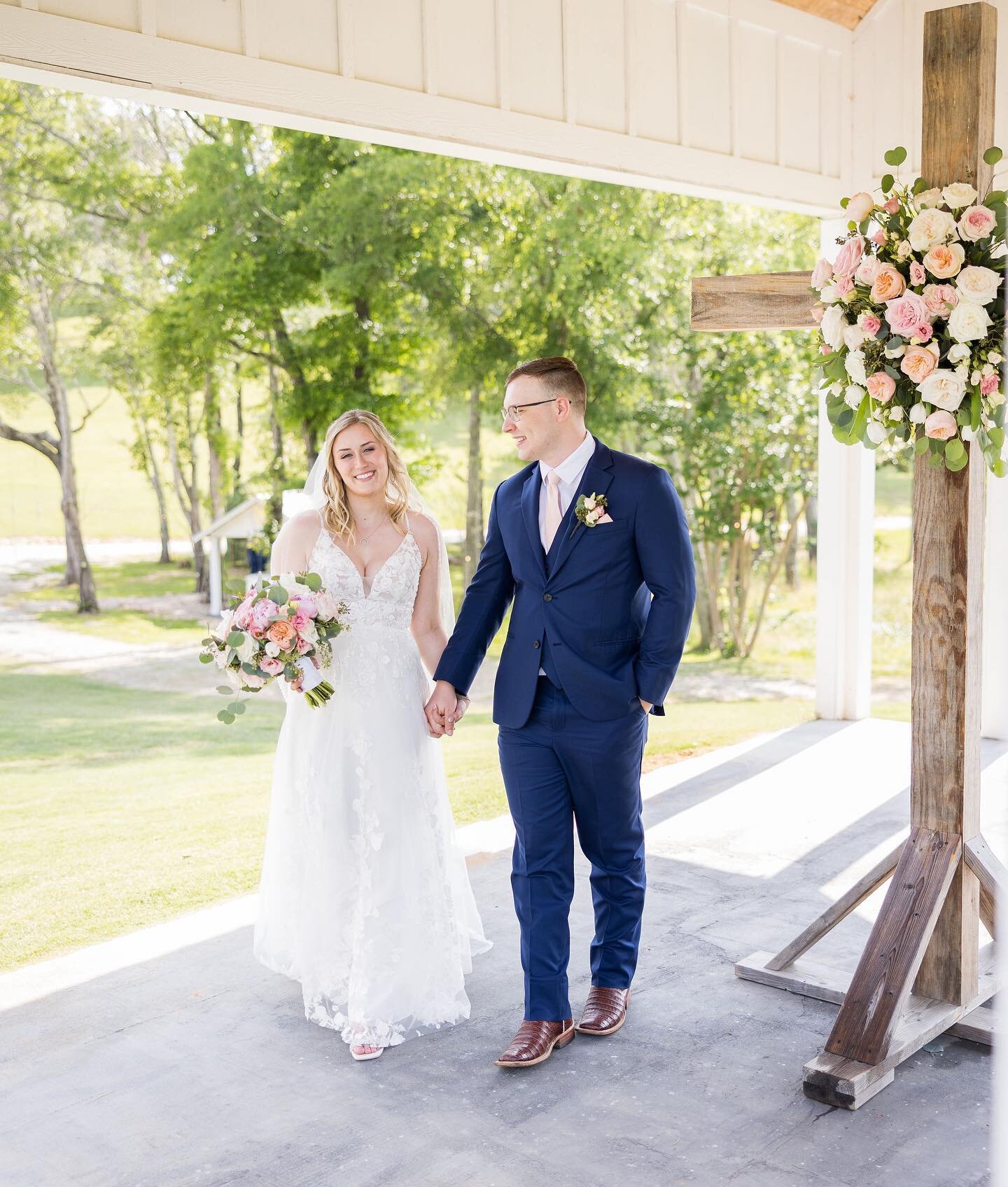 A little glimpse into Emily &amp; Clayton&rsquo;s wedding day earlier this summer! This sweet couple had a beautiful wedding celebration on June 4th, 2023. It was the perfect day! 

Vendor Team 
Venue @southwindranch_tr 
Planning &amp; Coordination @