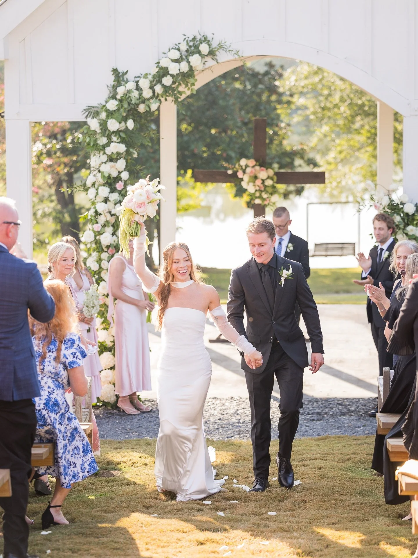 A glimpse of the sweetest wedding here at the ranch! Congrats to Alexis and Michael. We wish you love and happiness always! 9.20.25 

Planning and Coordination @hannah_silvey 
Photography and Videography @lace_honeyweddings 
Floral @stems.by.sophia 

