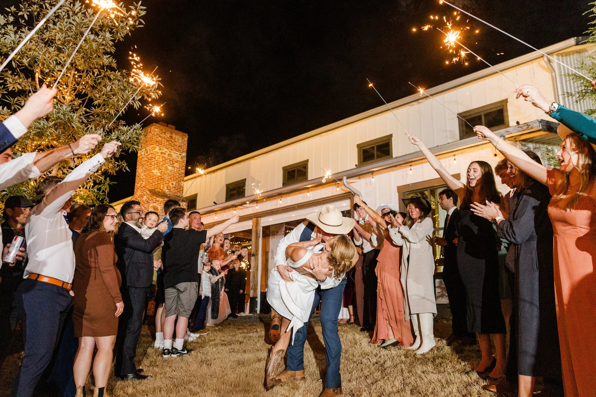 Eliza and Hunter Preview  (1326 of 1339).jpg