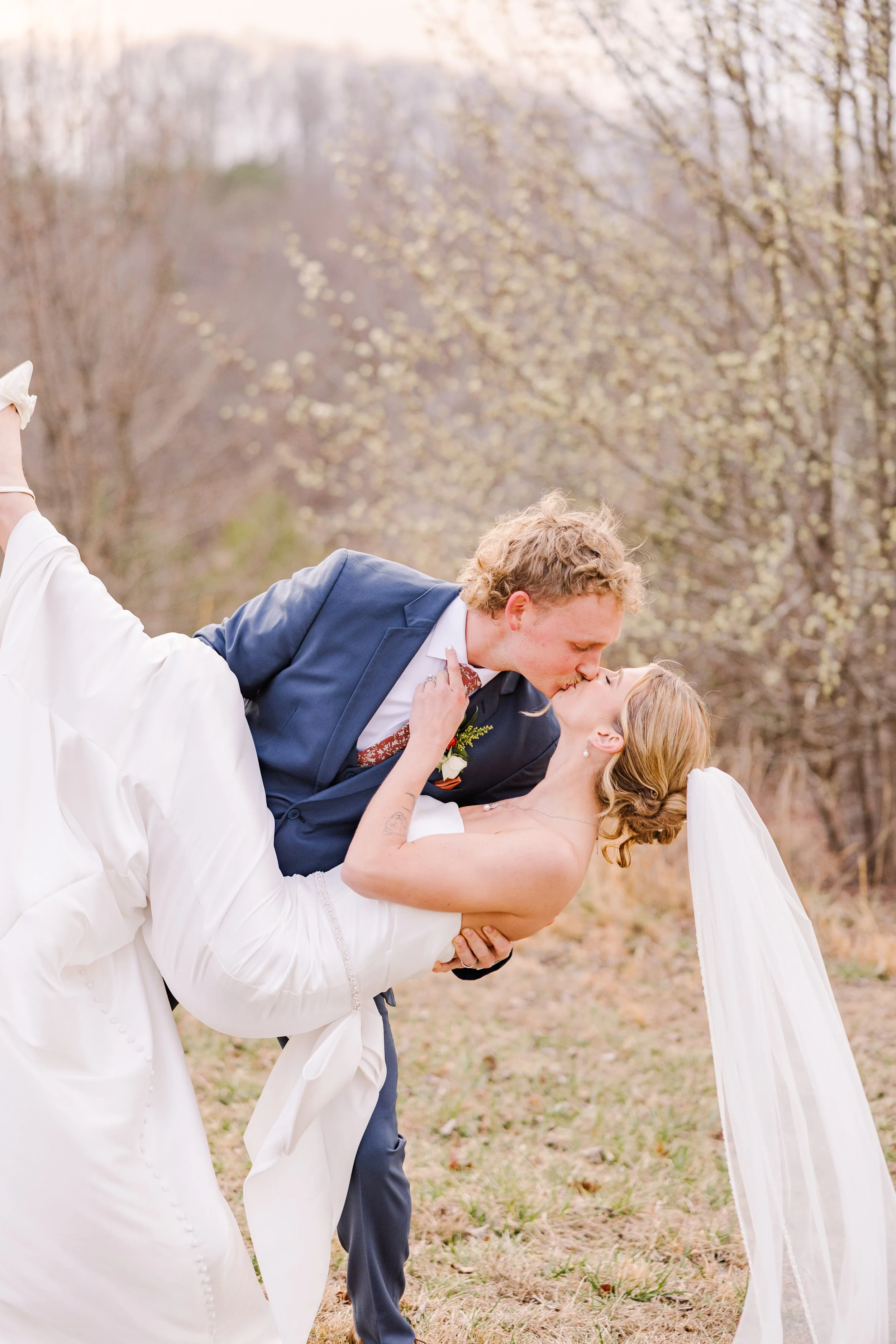 Eliza and Hunter Preview  (790 of 1339).jpg