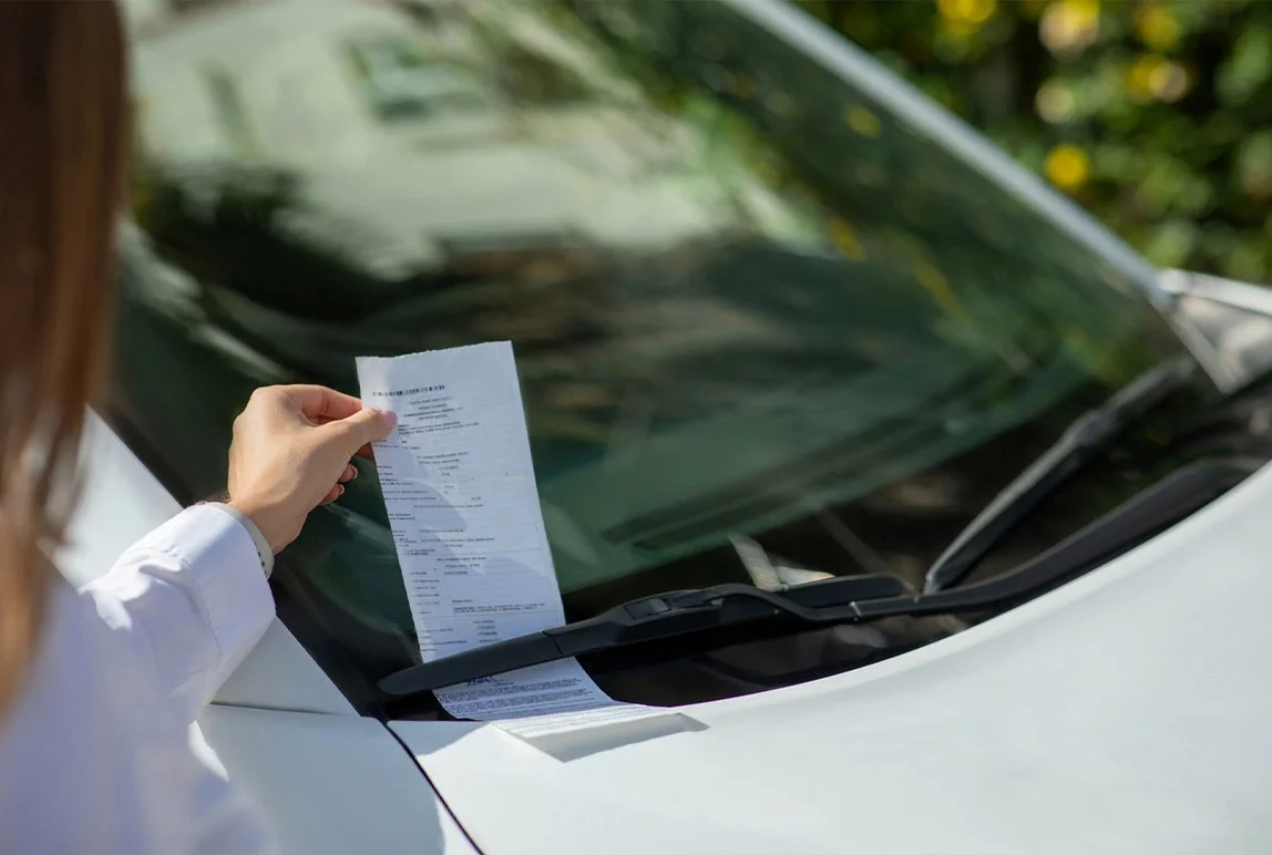 How Does Parking Enforcement Work with Mobile App Payments?