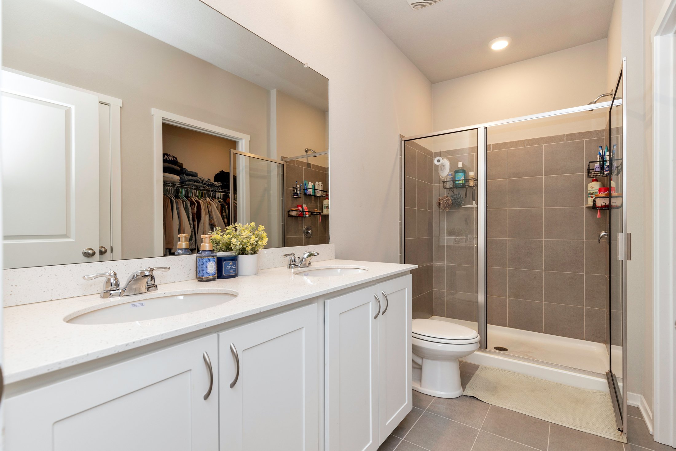 Primary Suite 4308 NW Arlan Drive ankeny iowa