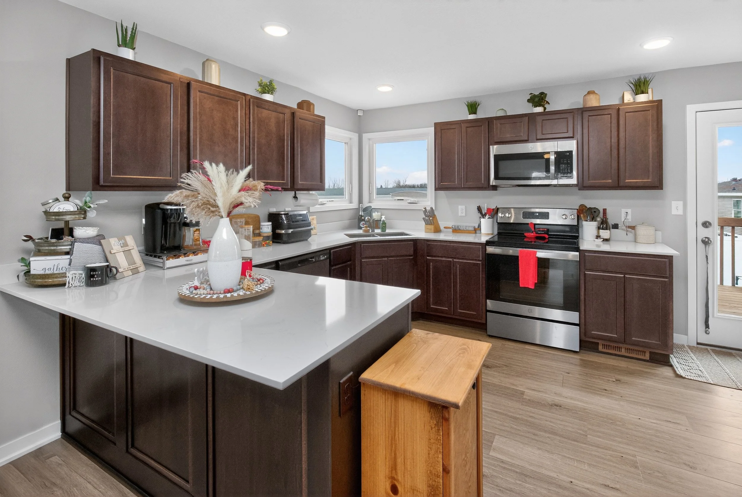 213 NE Adams Ave, Elkhart IA