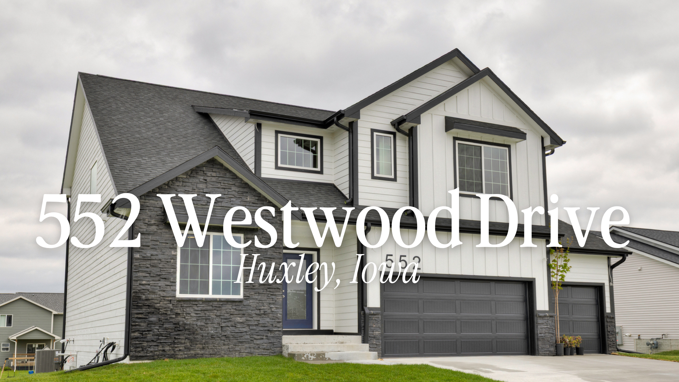 A High-End New Construction Home in Huxley’s Westview Heights