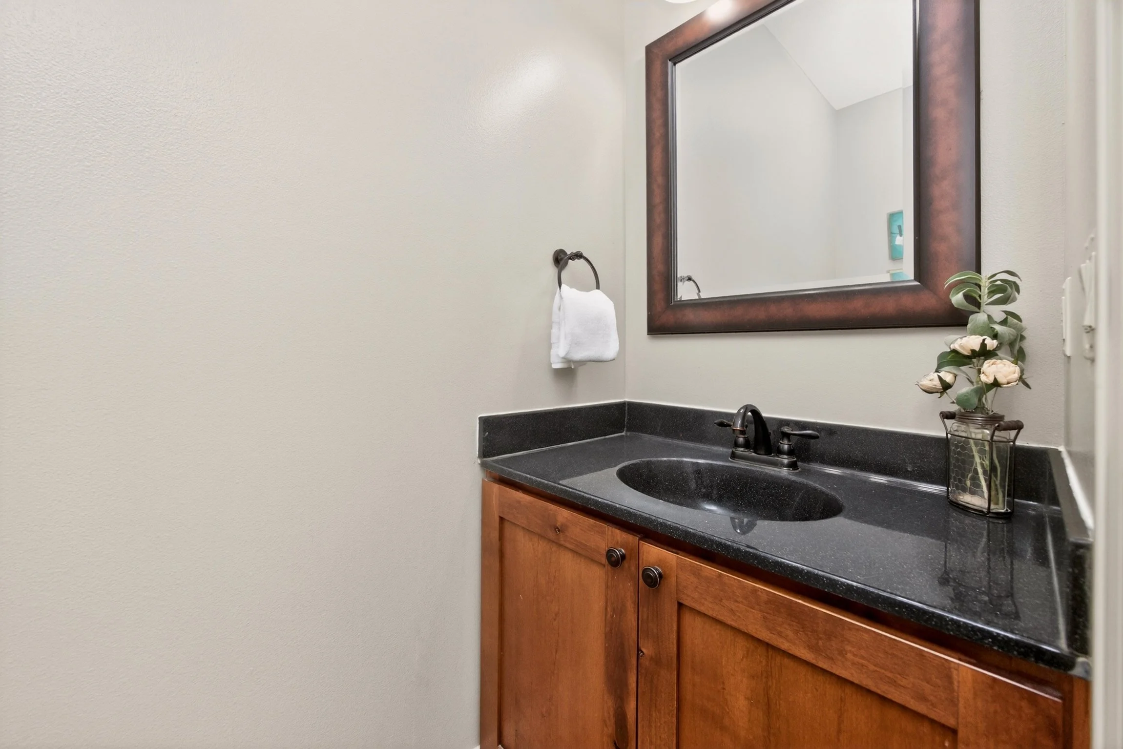1102 Ridgetop-25.jpg