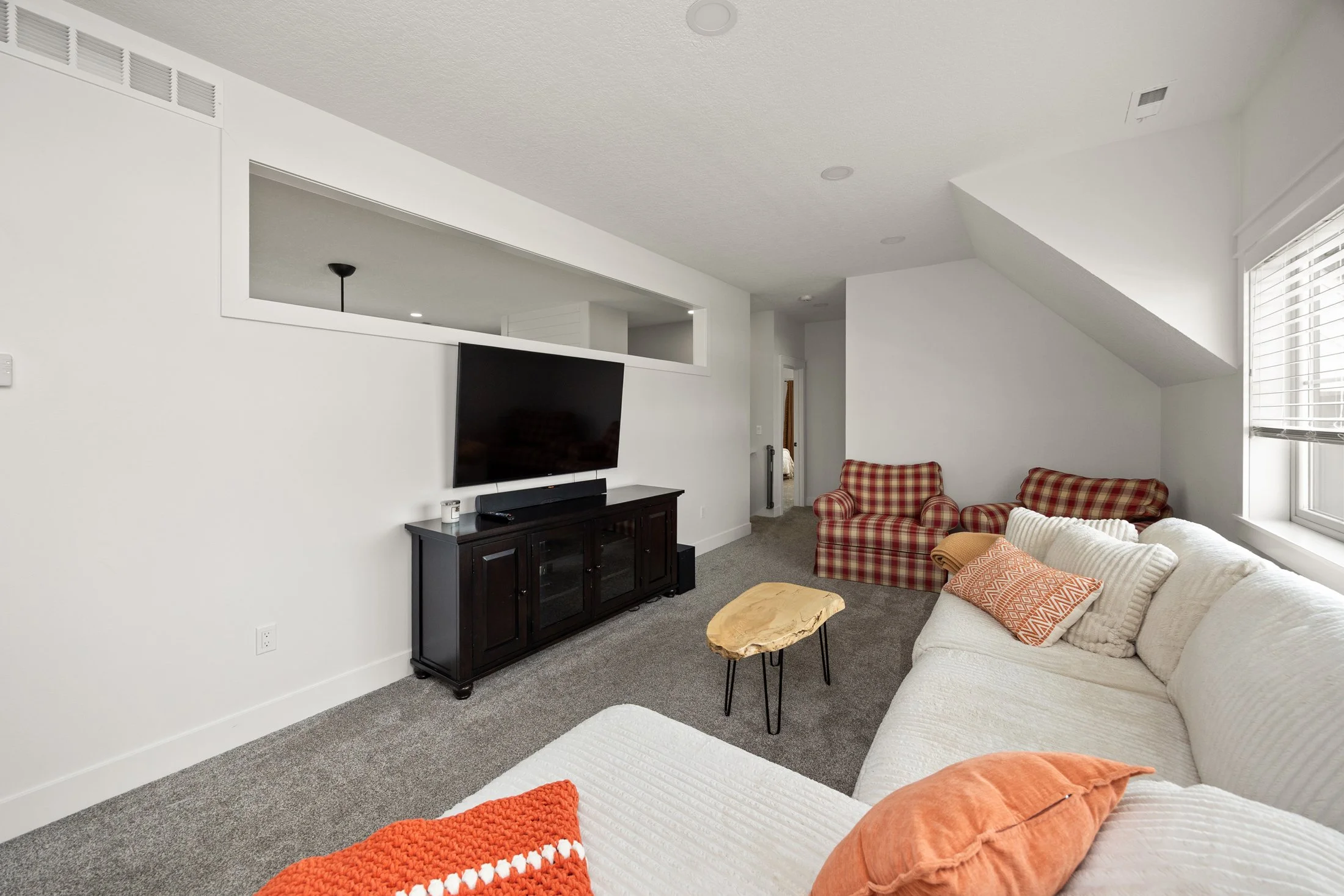 5713 NE Sherman Ct-66.jpg