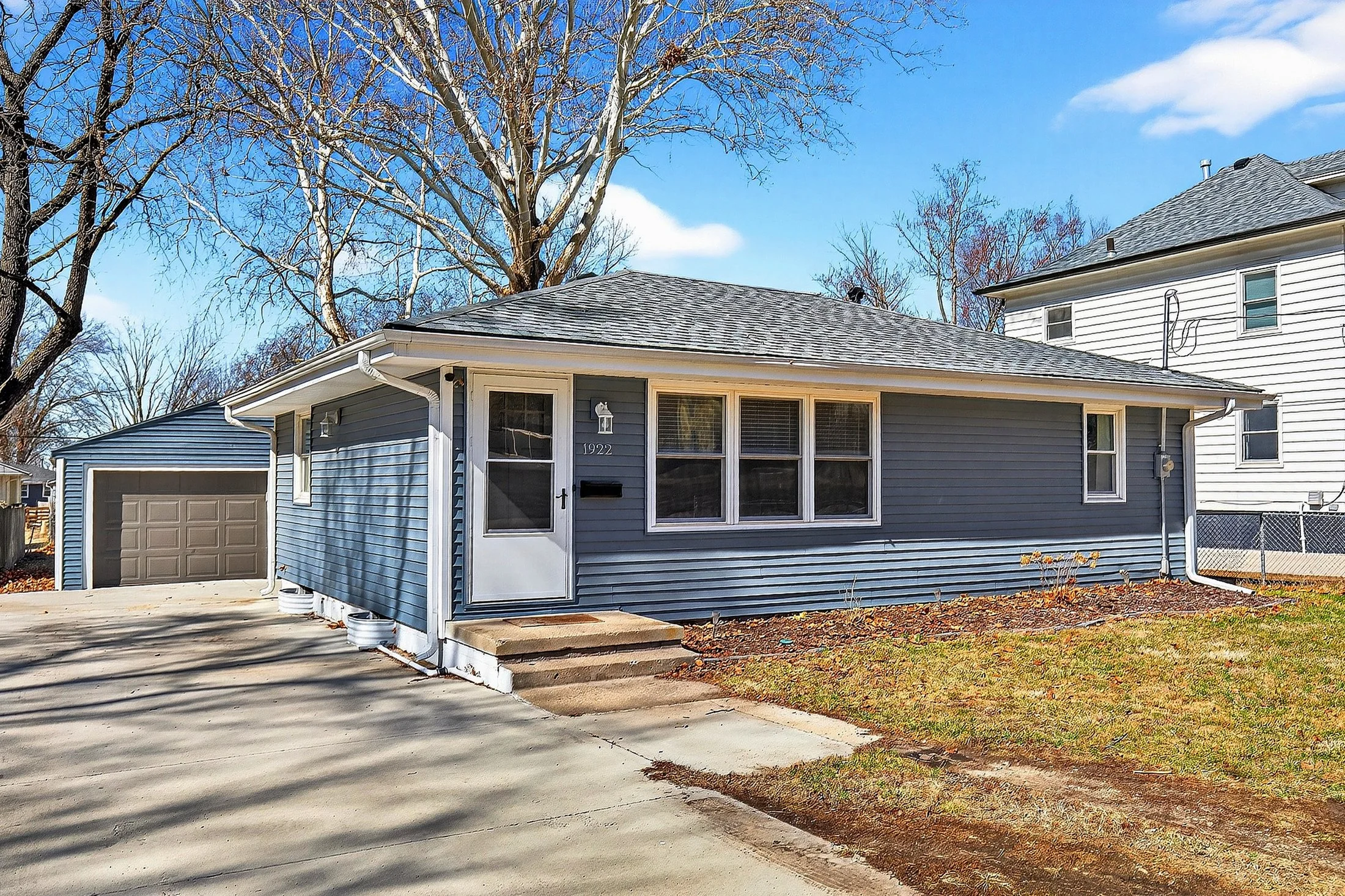 ranch house 3 bedroom des moines iowa