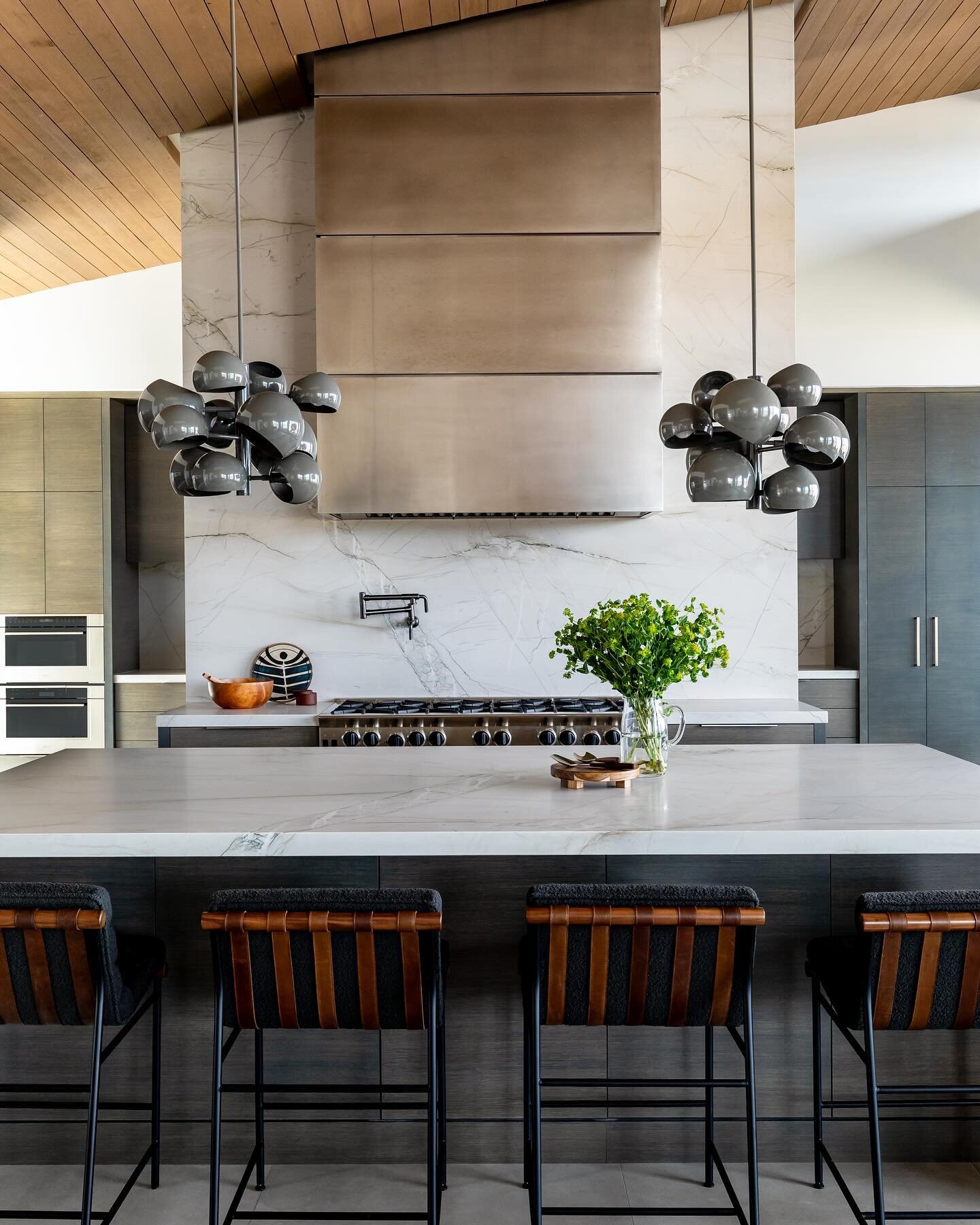 Do these @davidweeksstudio pendants in shiny grey hurt you as much as they hurt me ? 🖤 Thankful for the clients that think out of the box with me! #thenonskihouse  Full project feature link in bio. #victoryranch #utahdesigner #mountainchic 📸 @linds