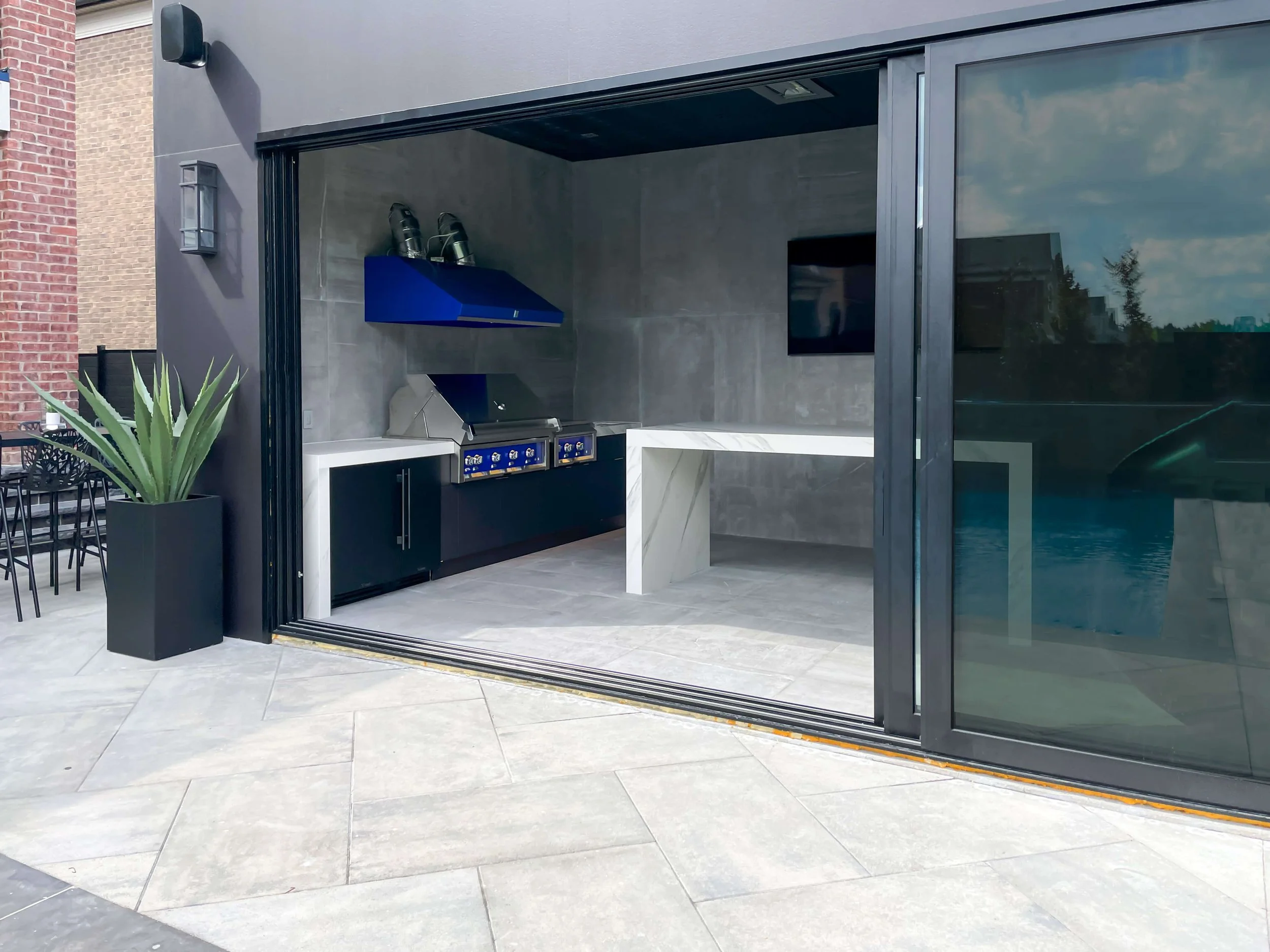 outdoor-kitchen-poolside-shed-.jpg