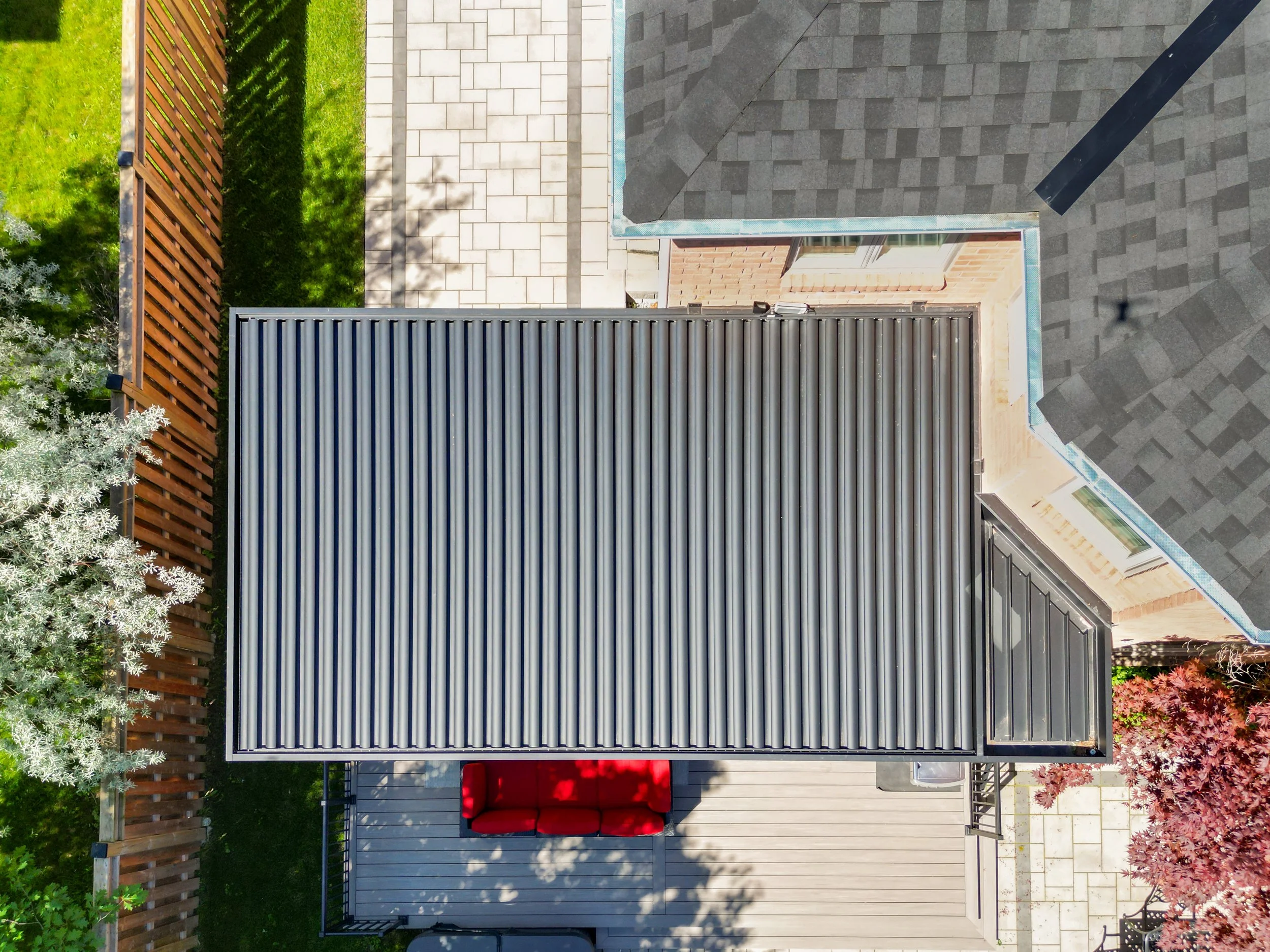 aluminum-pergola-luxe-outdoor-living.jpg