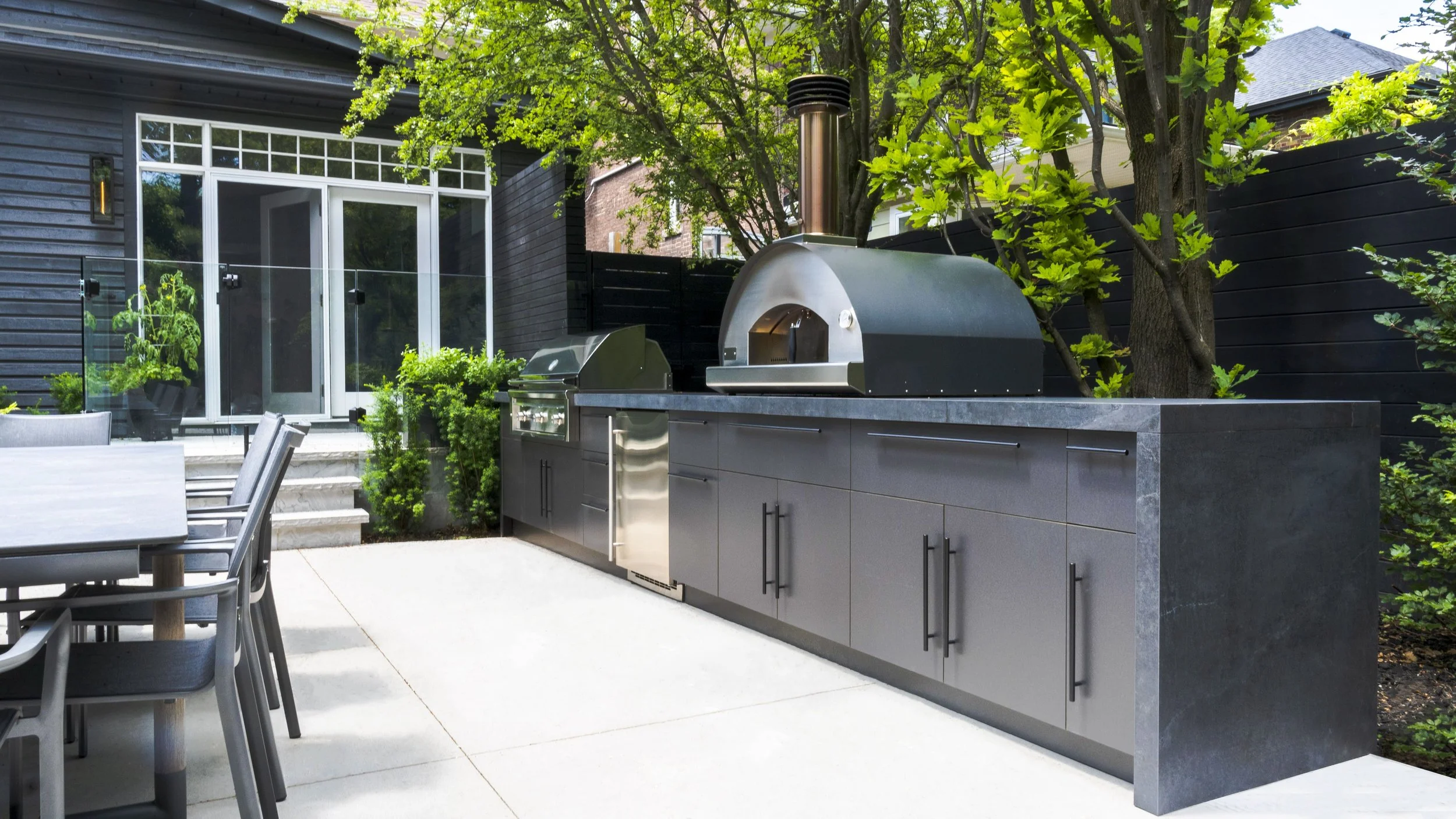 garden-living-outdoor-kitchen-bar-pulls.jpg