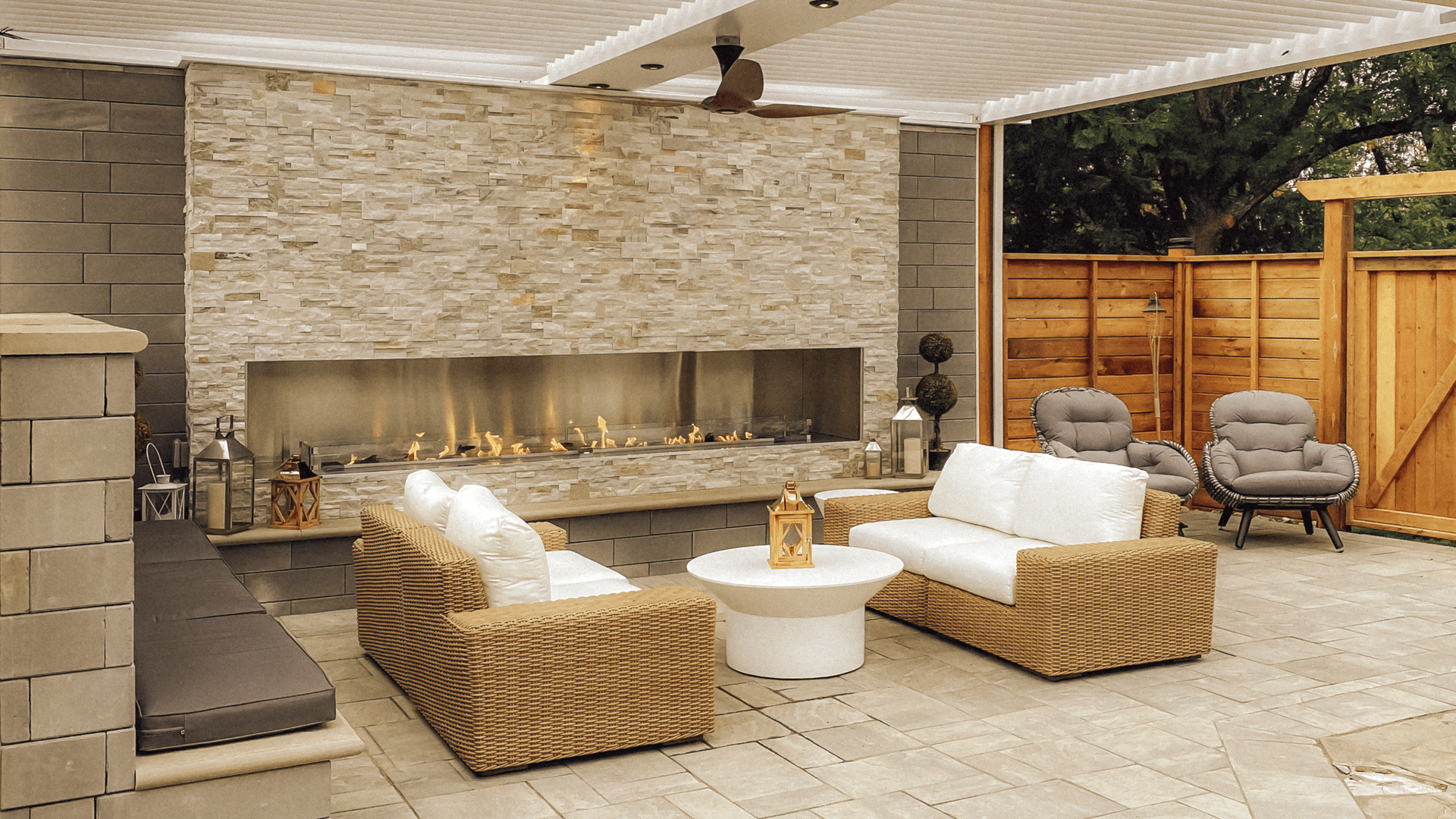 fire-feature-wall-custom-outdoor-fireplace.png