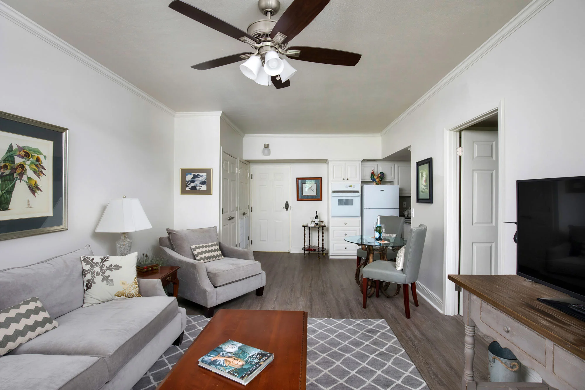 Iris 1 Bedroom (619 sq. ft.)