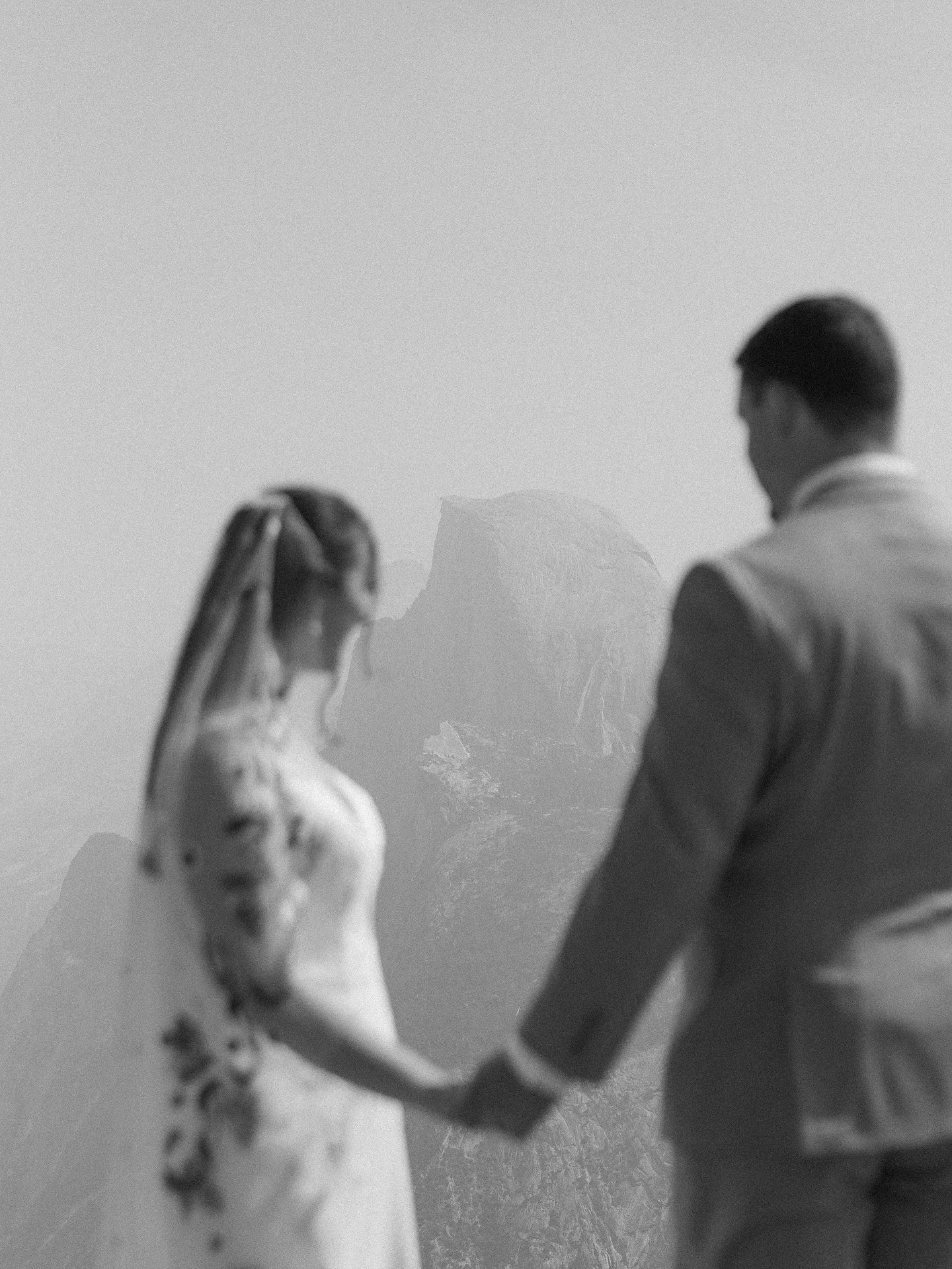 Getting dressed in a tent, marrying the love of your life with Half Dome as your witness, and then dancing the night away with all your favorite people - the perfect day 🤍

#yosemitelopement #yosemitewedding #yosemiteweddingphotographer #yosemitenat