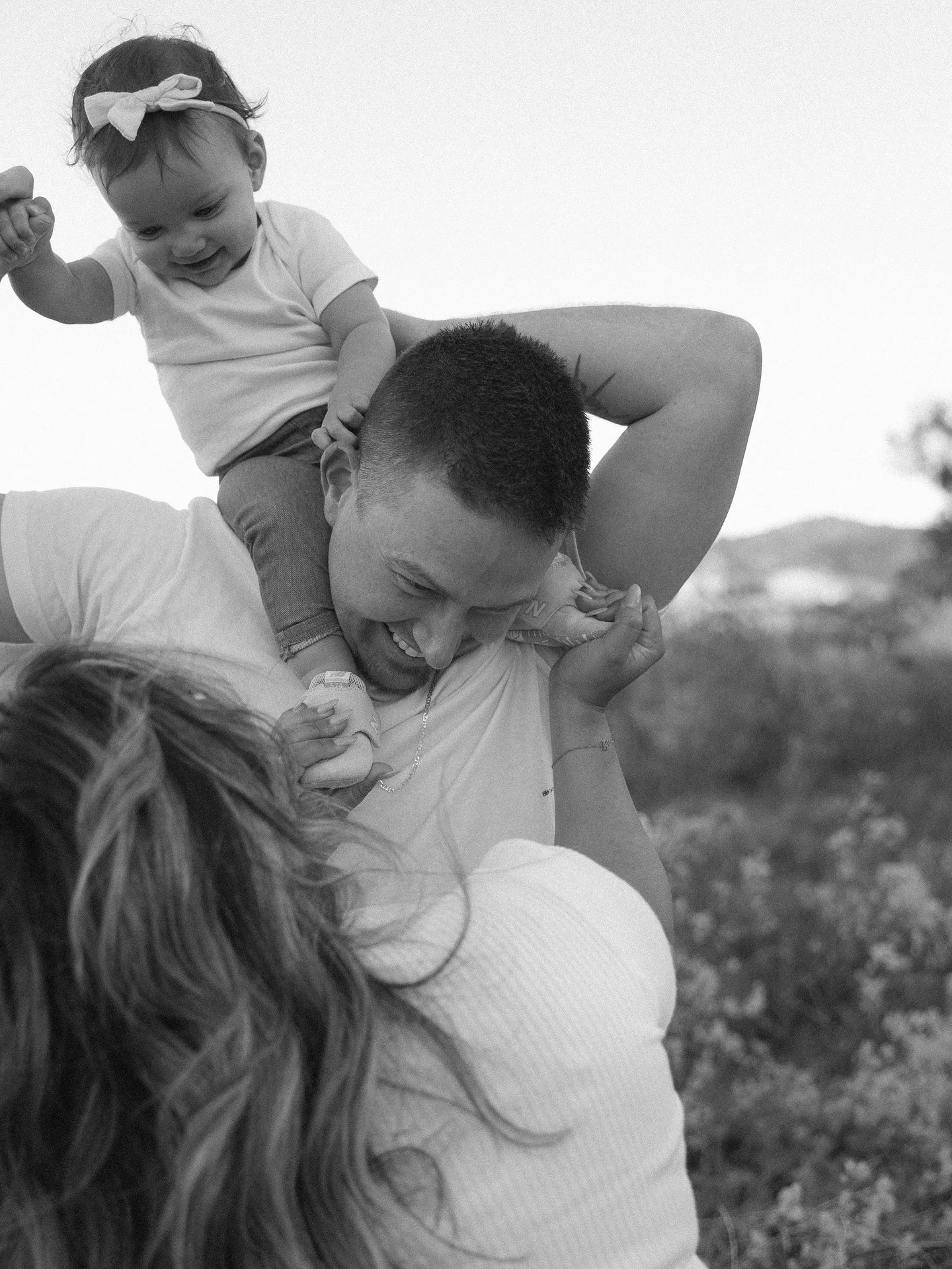 Found ourselves smiling at the computer screen the whole time we were editing this session 🤍 Her little smile is so infectious 🥹

#familysessions #familyphotoshoot #familyphotographer #sacramentofamilyphotographer #bayareafamilyphotographer