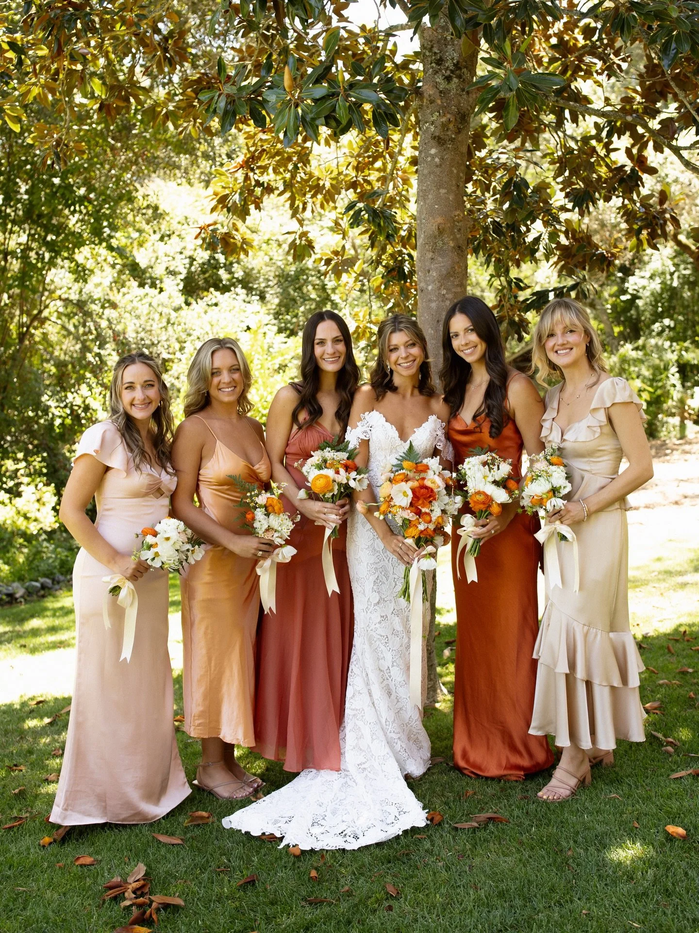 Not sure if you saw our story announcement yesterday but we have been in puppy heaven this week 🥹🤍

Don&rsquo;t worry though we are still hard at work on all of your galleries we just have a little extra helper now 🐾 

#weddingphotographers #docum