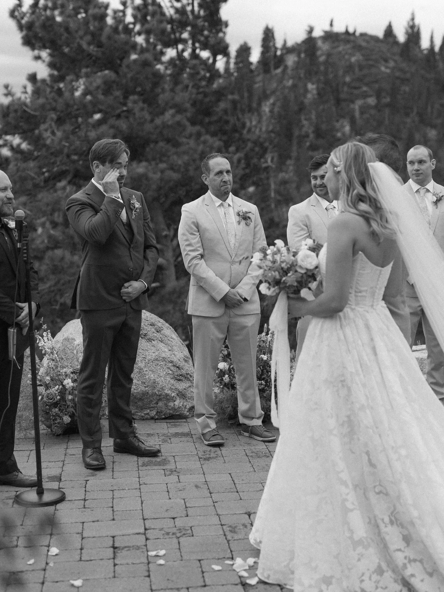 No amount of summer mountain thunderstorms could stand in the way of this perfect day 🥹🏔️

#summerweddings #tahoewedding #tahoeweddingphotographer #californiaweddingphotographer