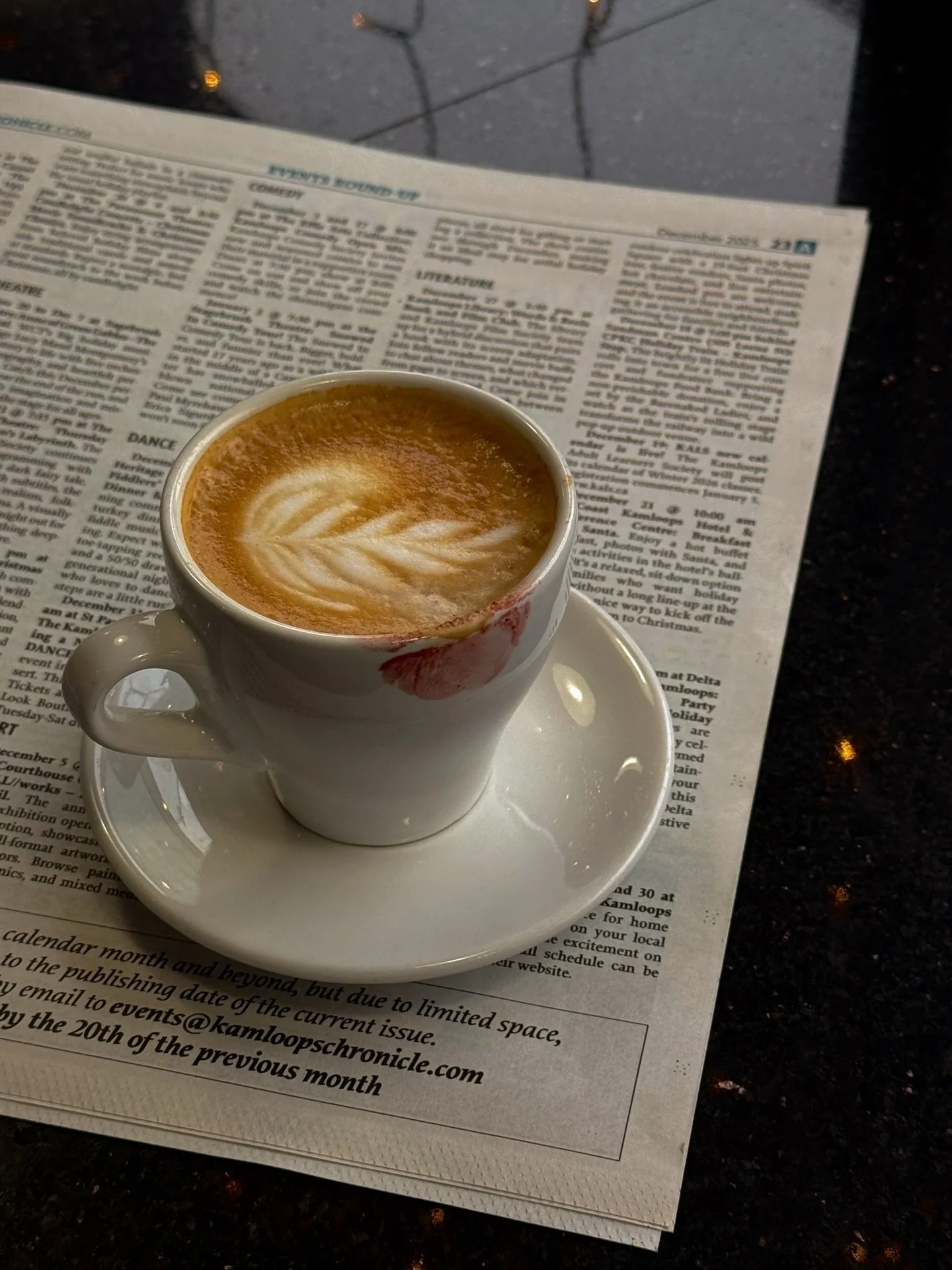 Monday Motivo-ation. 🖤

Coffee helps.

Pair it with a box of @hibi.bakery cookies ☕️🍪

Available today at Motivo | $30 per box 

 

#MondayMotivoation #CaffeMotivo #KamloopsCafe #coffeetime #monday #coffeelover #cafe #cafekamloops #kamloopscoffee 
