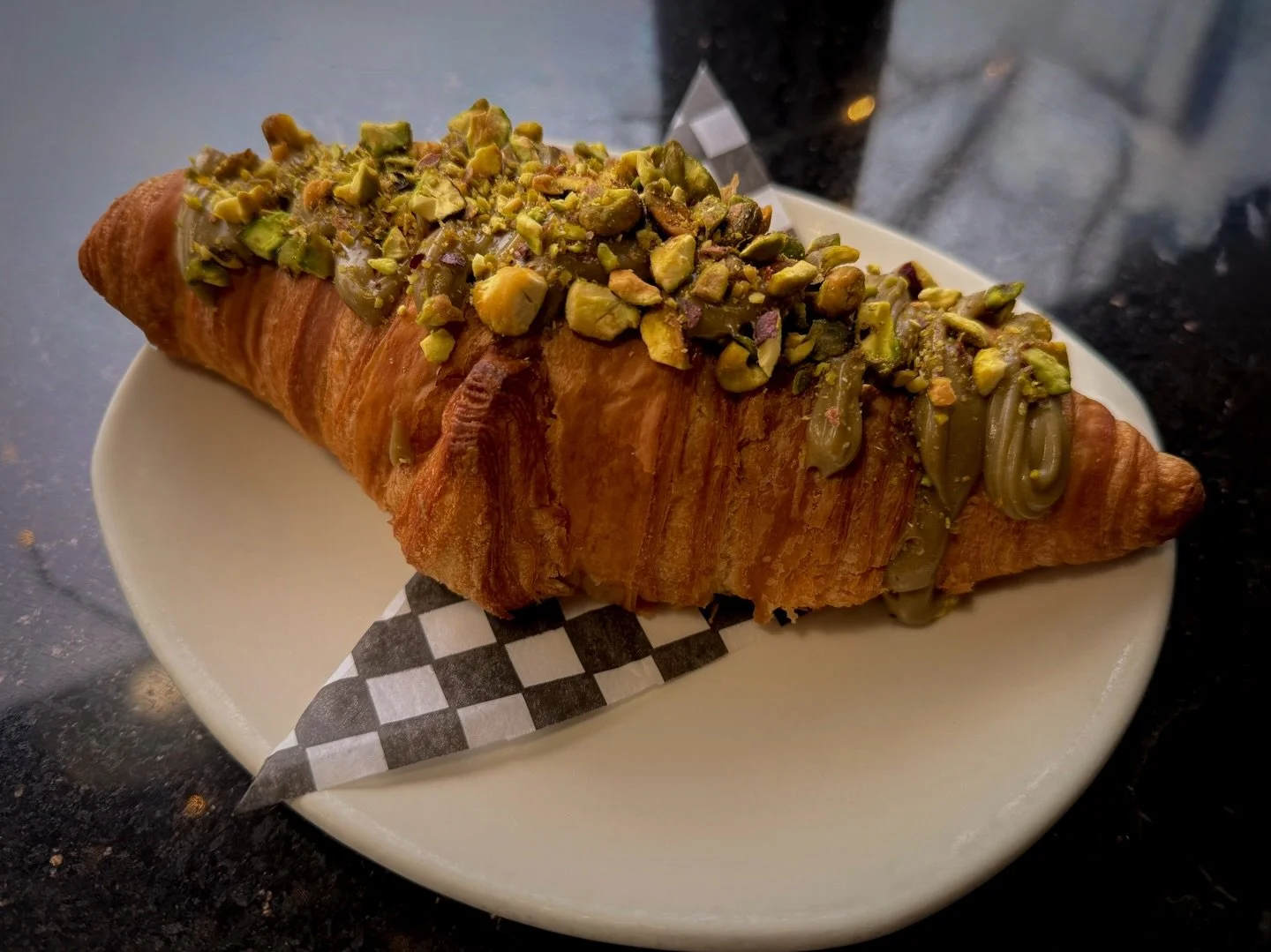 Pistachio Perfection🥐🥜✨

Indulge in our fresh, flaky croissant filled with creamy pistachio filling and topped with a sprinkle of crushed pistachios. 

Pure bliss in every bite✨💚

#caffemotivo #pistachio #pistachiocroissant #downtownkamloops #kaml