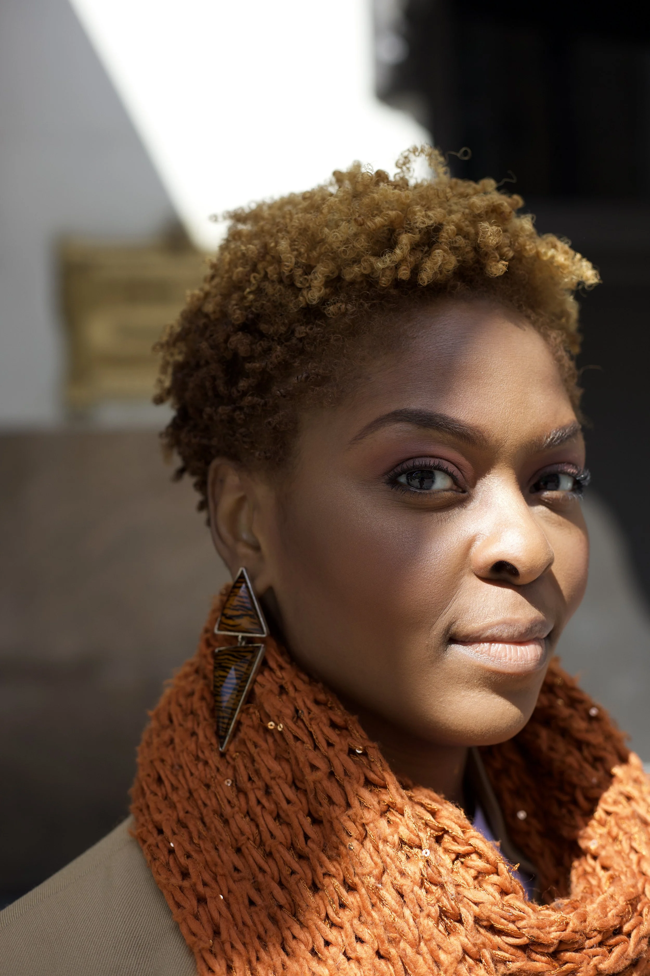 Cheris Broadbelt_Headshot.JPG