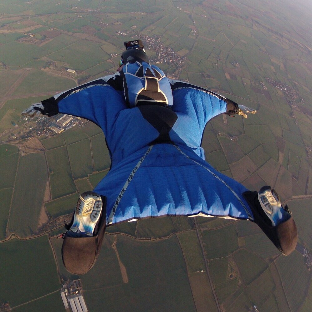 How Do I Learn to Wingsuit?