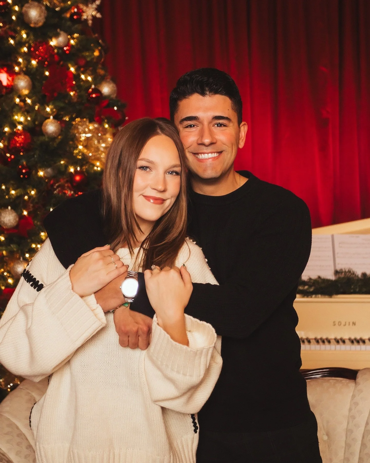 DAY 2 FUN 😜

Don&rsquo;t worry, if you haven&rsquo;t scheduled yet, there&rsquo;s still appointments available!! If you want that perfect holiday photo, don&rsquo;t wait. What&rsquo;s available online, is the LAST available spots. 

We can&rsquo;t w