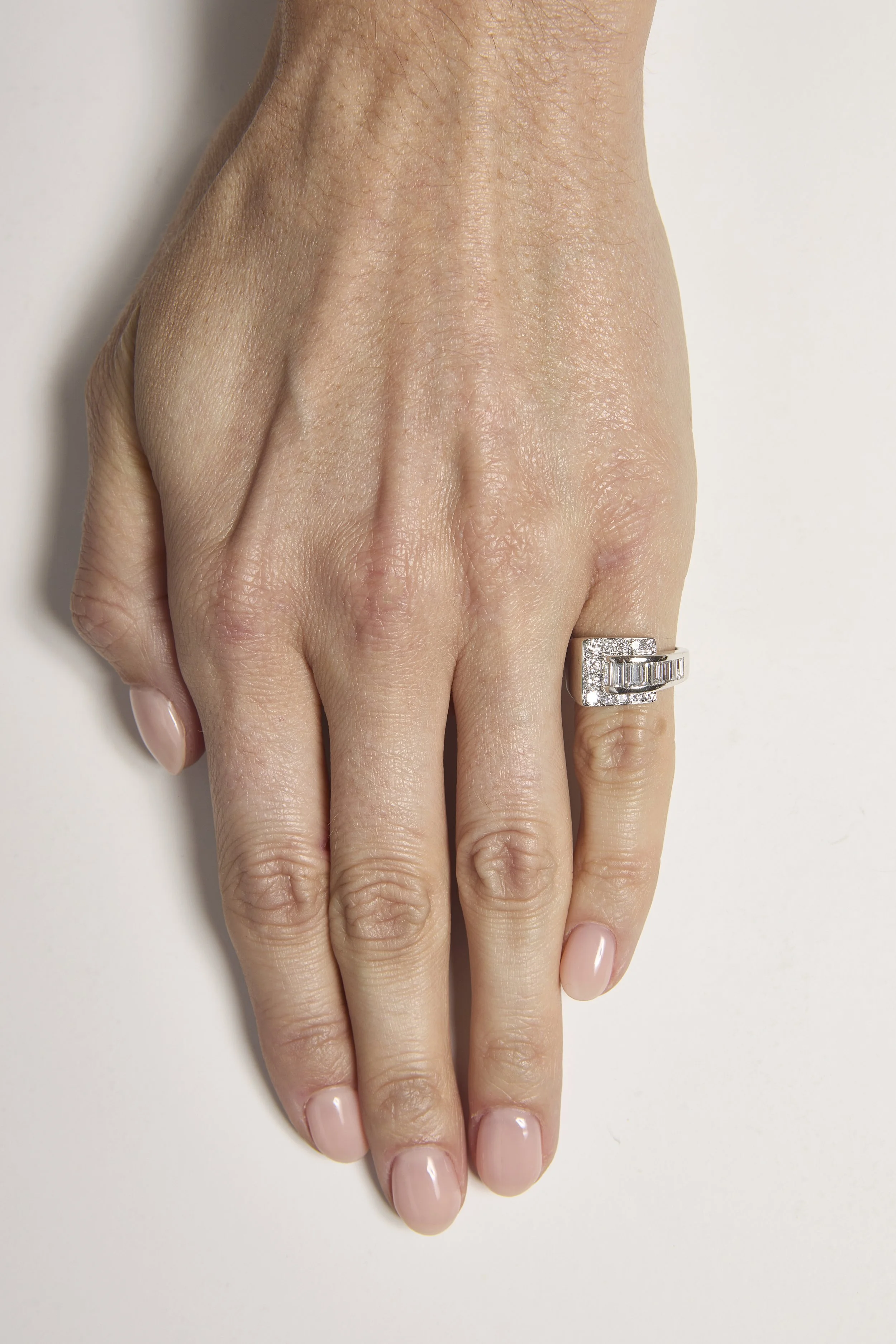 Buckle ring Platinum TurnerandTatler 101425_0352.jpg