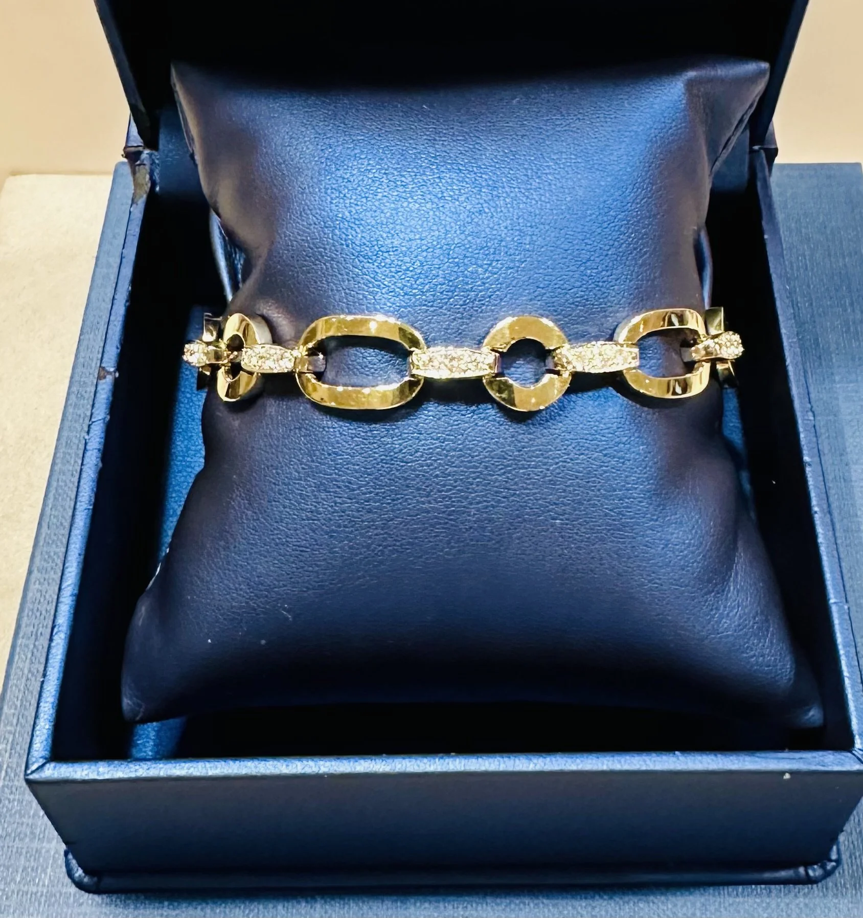 Vintage 14KT Oval Link and Diamond Bracelet
