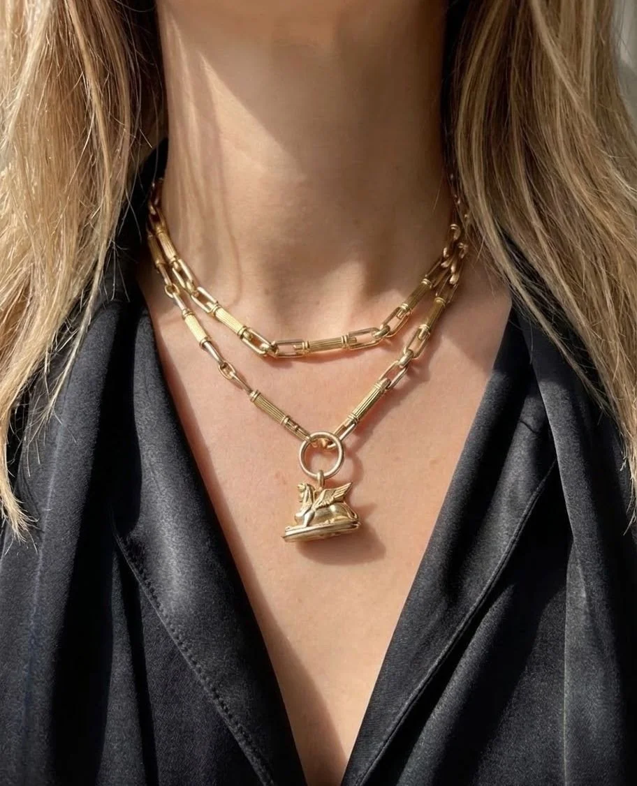 Go Bold: Exceptional in detail, craftsmanship &amp; weight, this chain touts 125+ grams of 18KT Gold. It has length and heft, and was crafted by a European Jewelry Atelier for one of the most iconic of clients. Newly unveiled on our website. ⁠
#herit