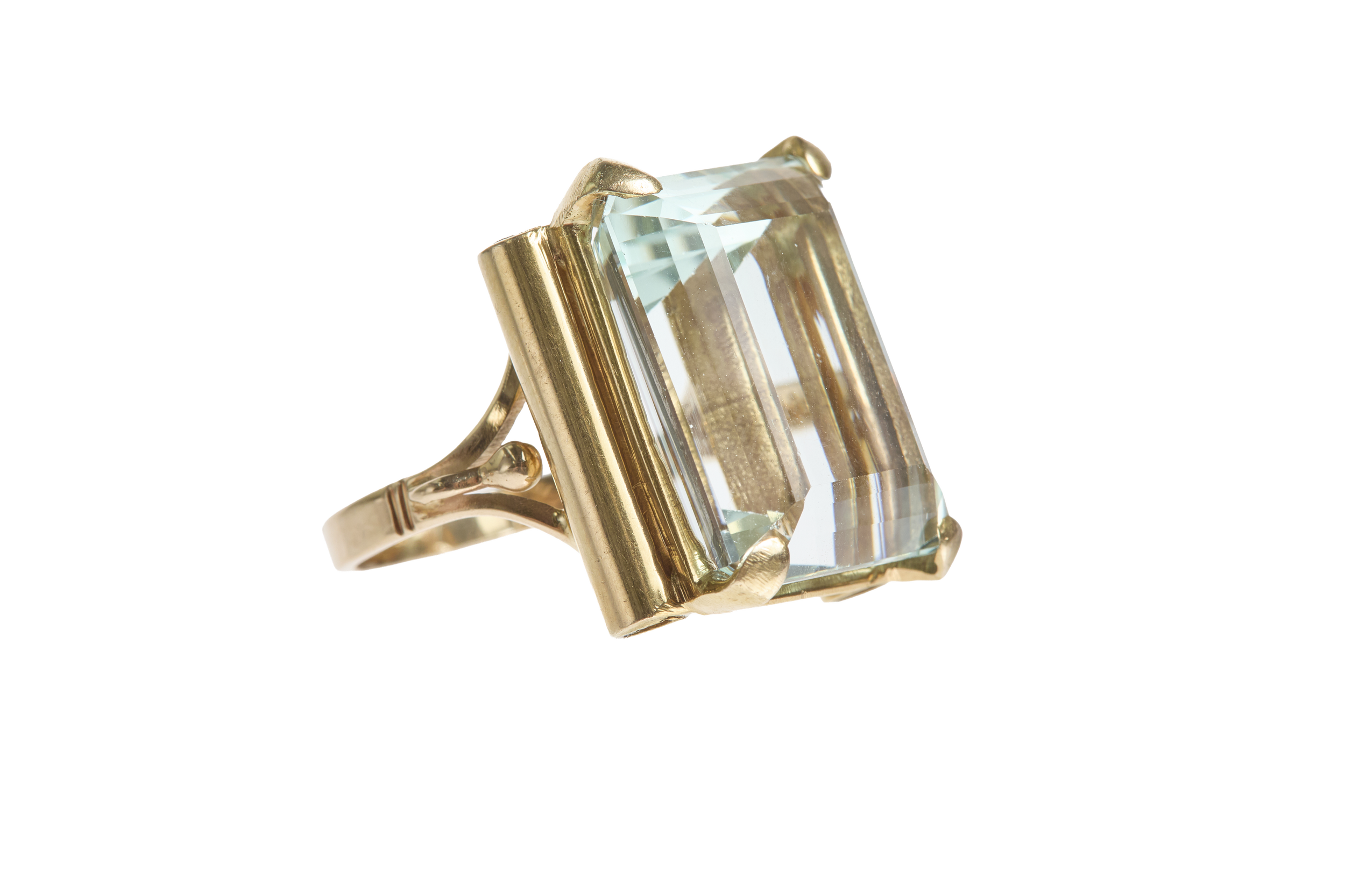 1940s Aquamarine Ring_0715.png