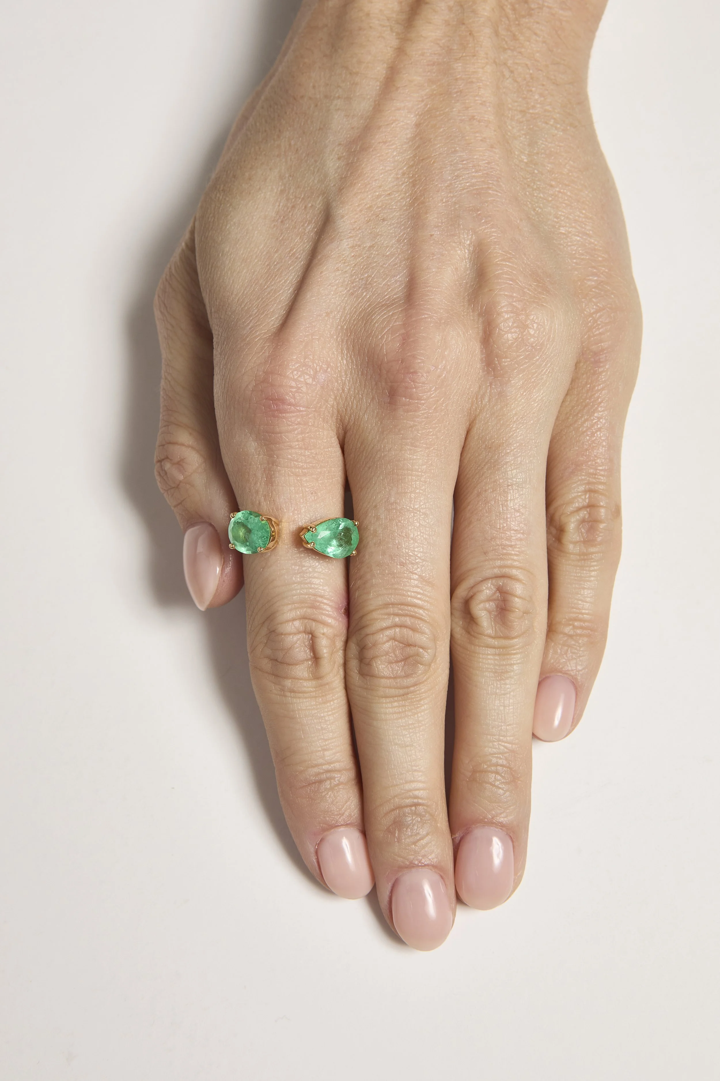 Emerlad ringTurnerandTatler101425_0393.jpg