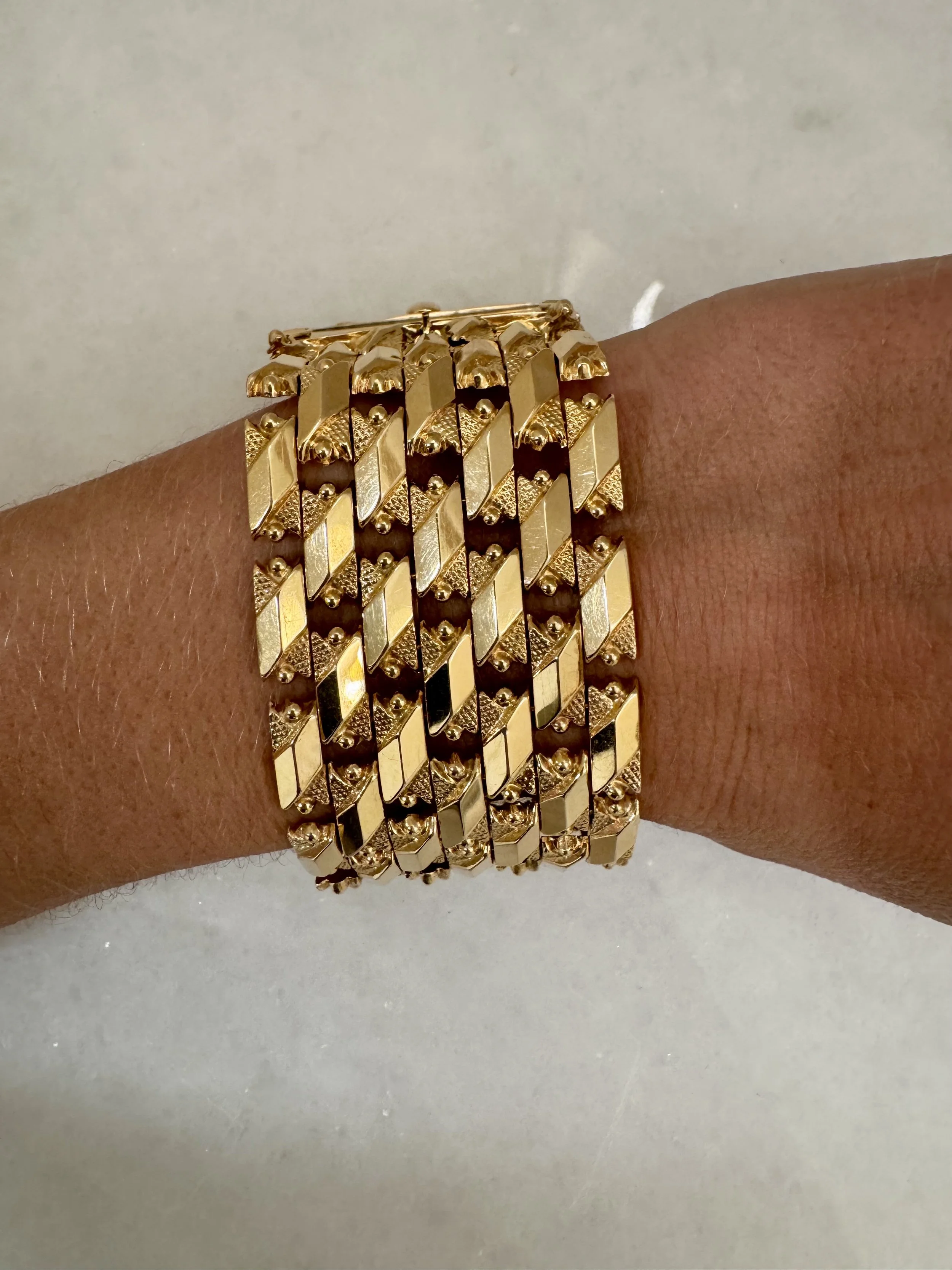 Heritage_1940's 18KT Cuff.jpeg